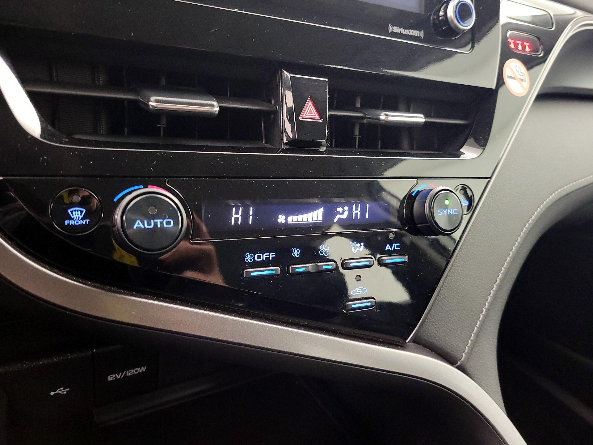 Thumbnail: 2023 Toyota Camry - 16