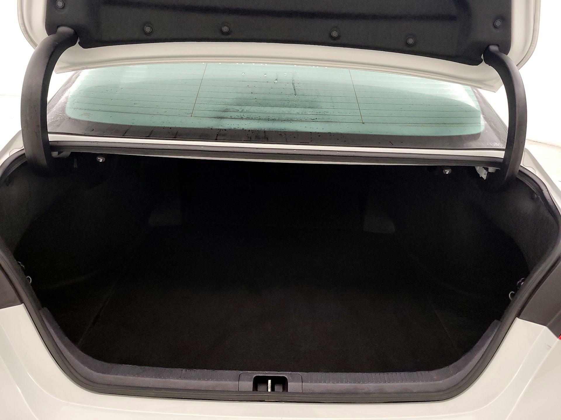 Thumbnail: 2023 Toyota Camry - 20