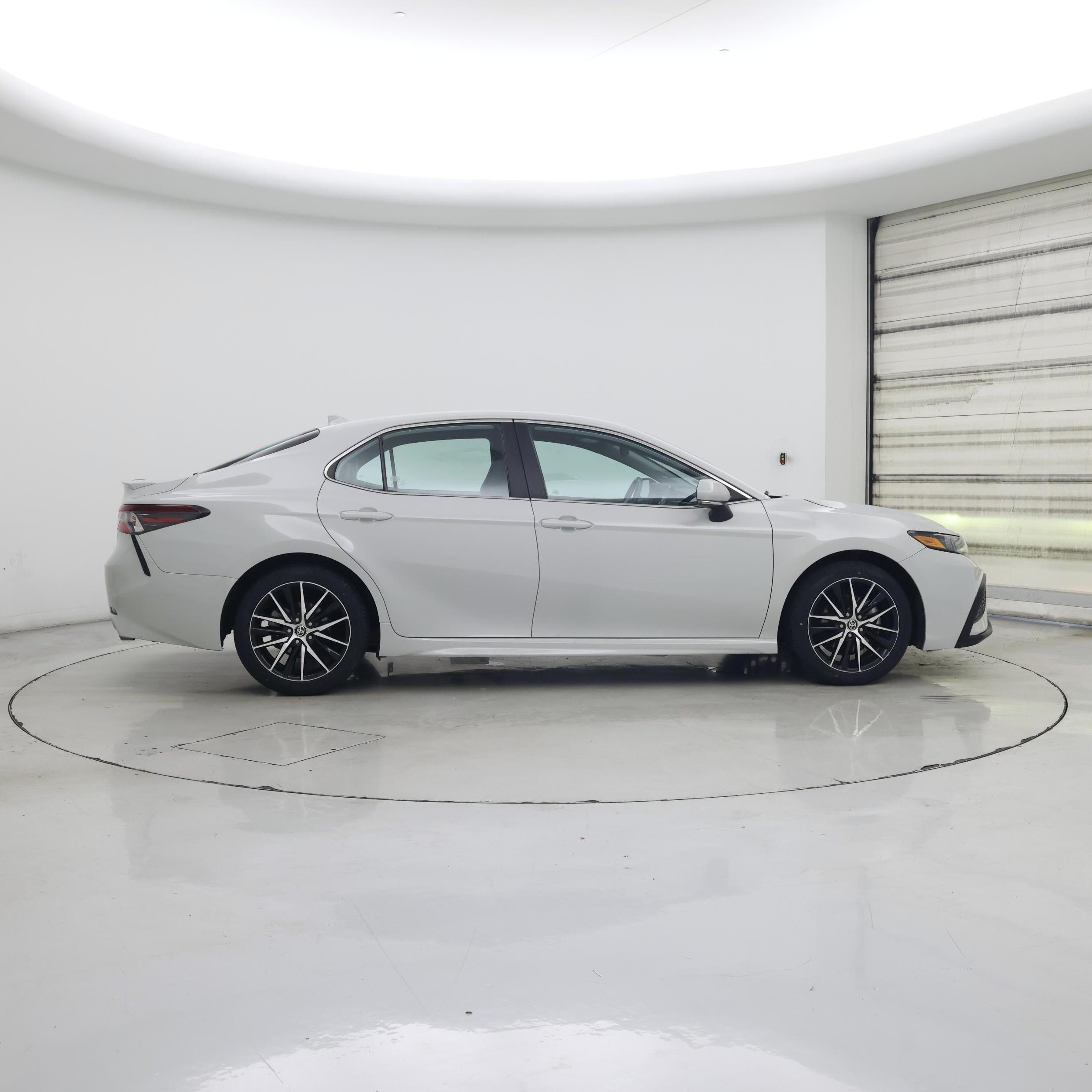 Thumbnail: 2023 Toyota Camry - 7