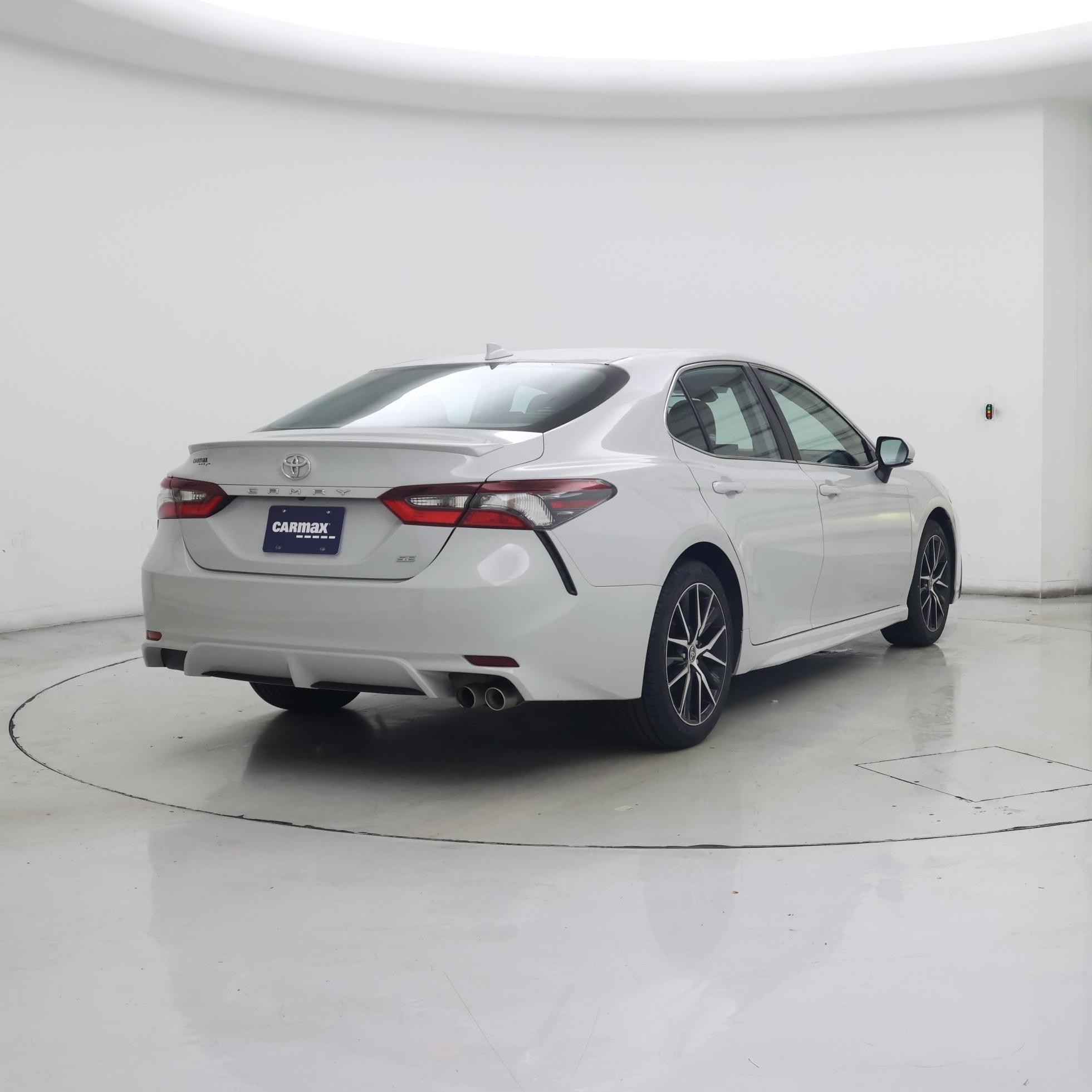 Thumbnail: 2023 Toyota Camry - 8