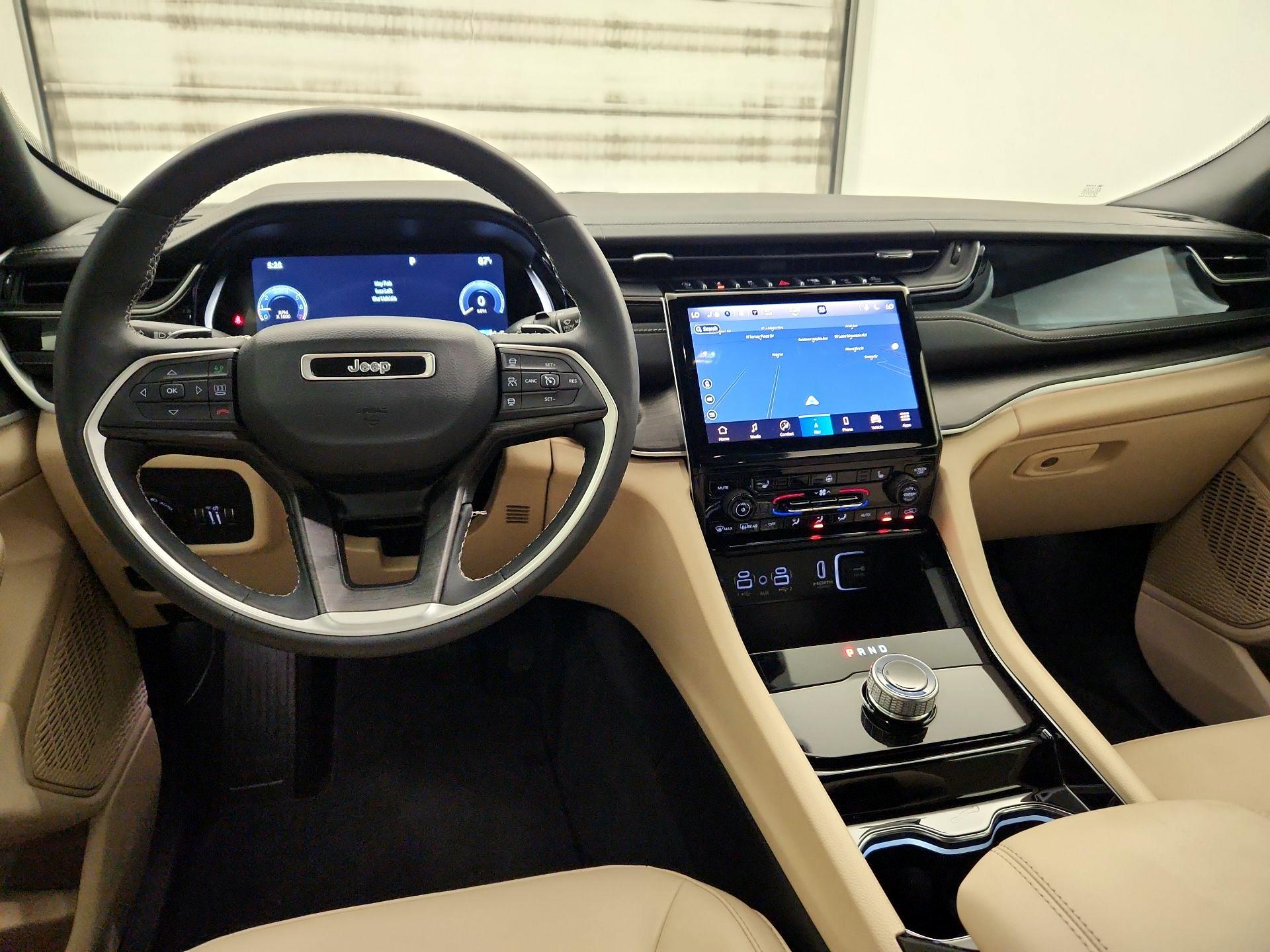 Thumbnail: 2023 Jeep Grand Cherokee - 9