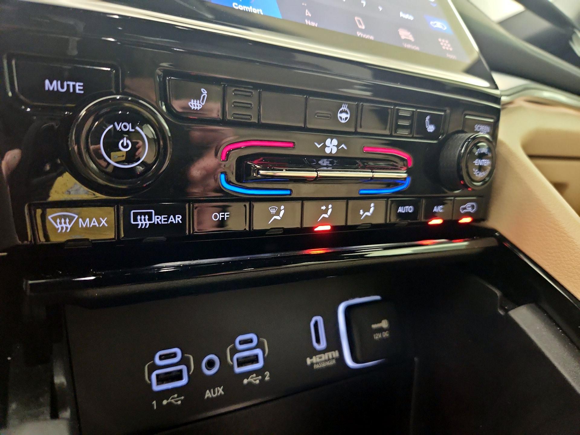 Thumbnail: 2023 Jeep Grand Cherokee - 17