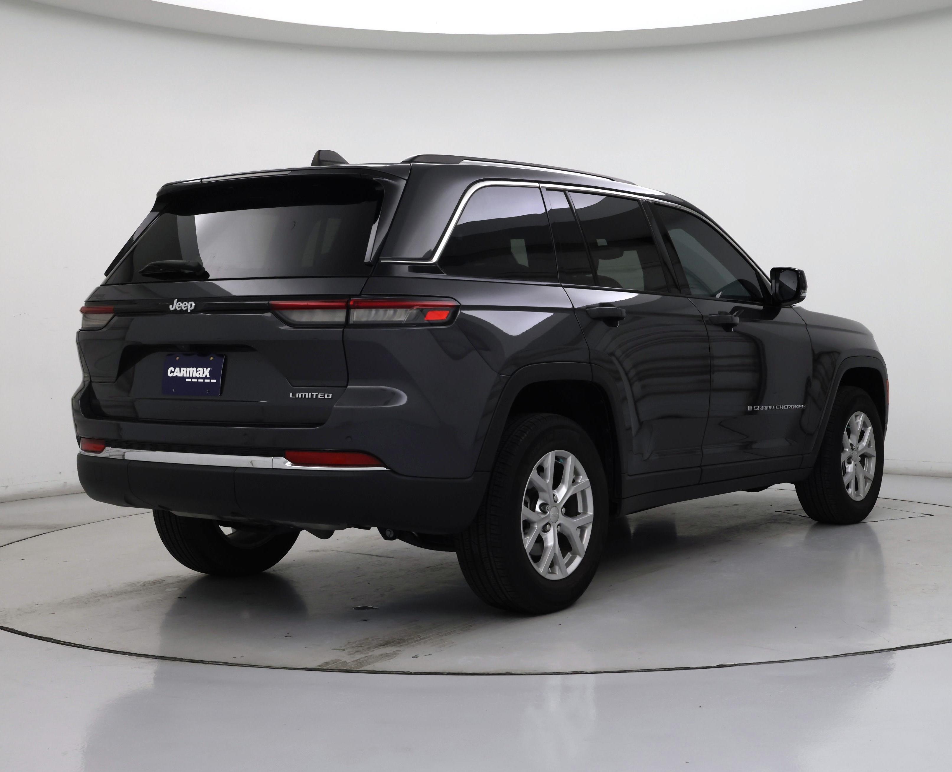 Thumbnail: 2023 Jeep Grand Cherokee - 8