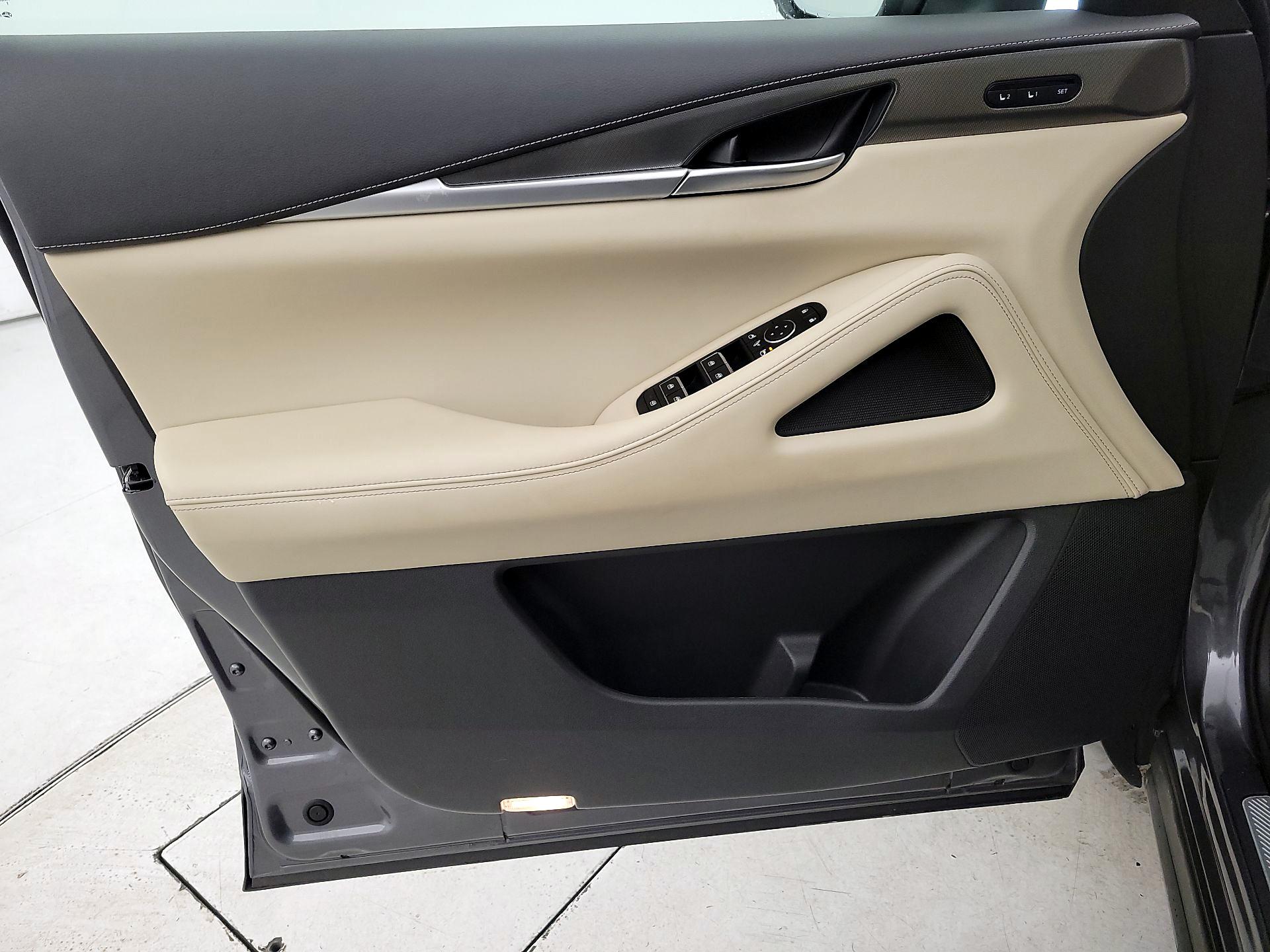 Thumbnail: 2023 INFINITI QX60 - 12