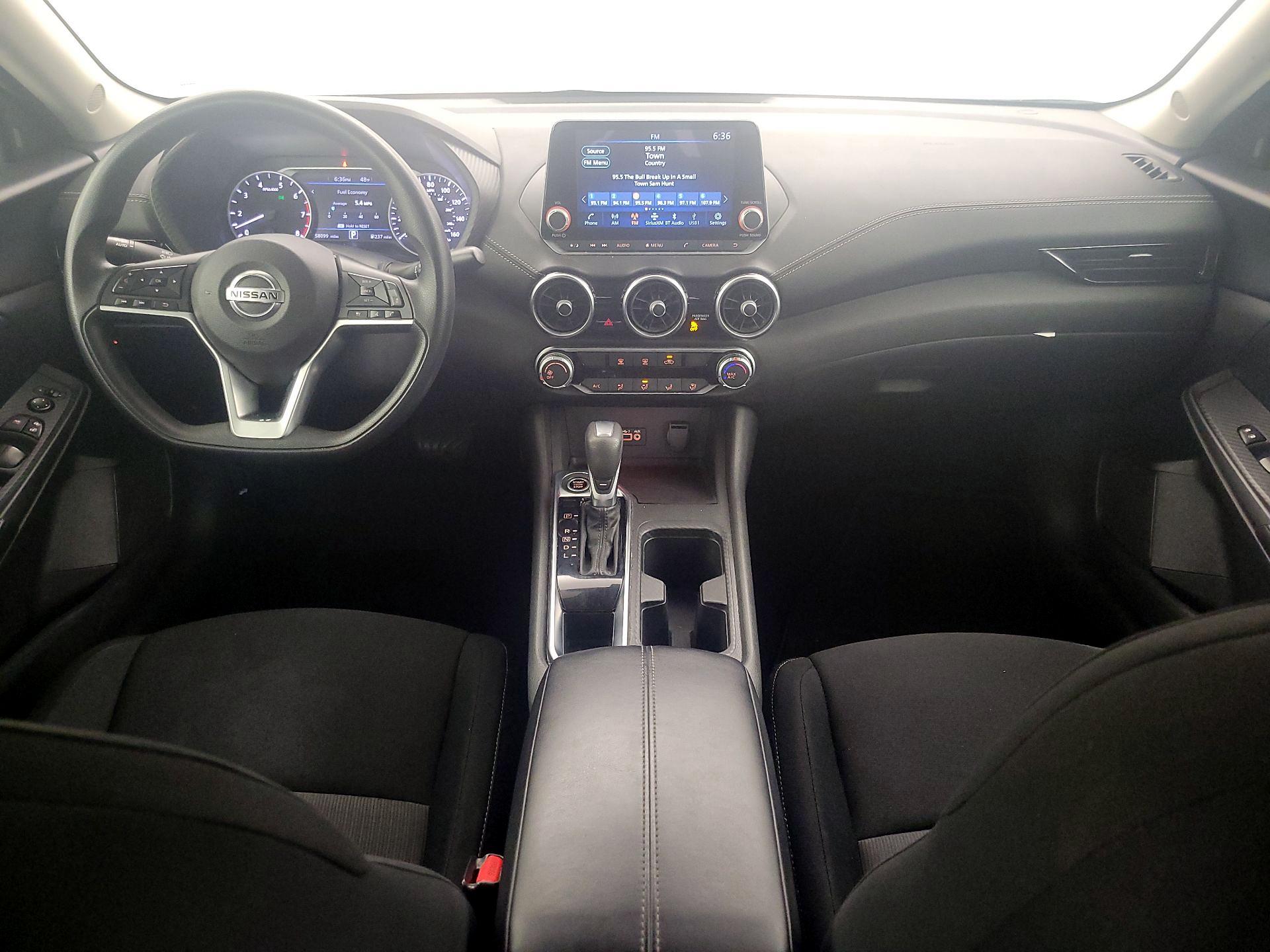 Thumbnail: 2023 Nissan Sentra - 9