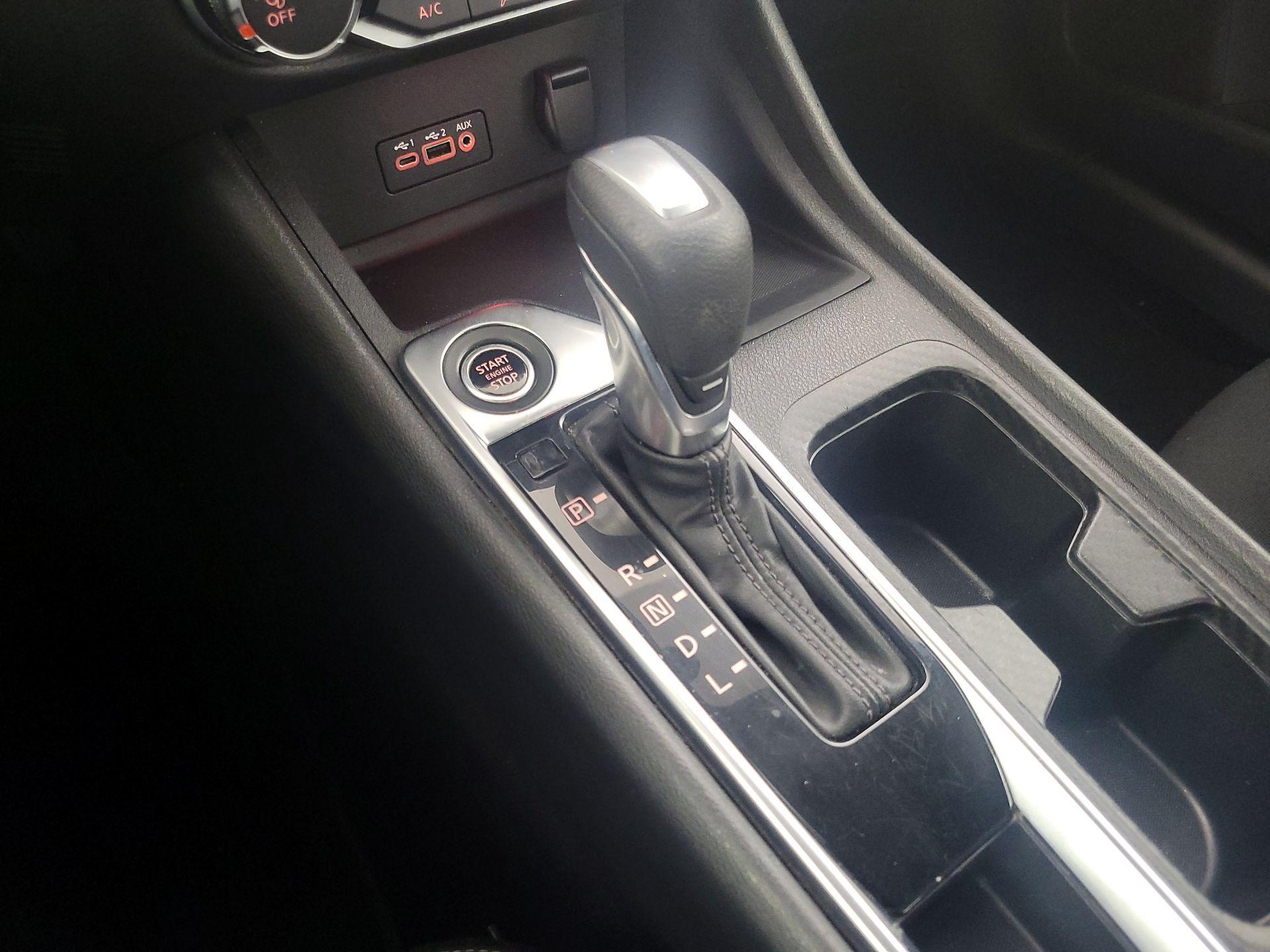 Thumbnail: 2023 Nissan Sentra - 17