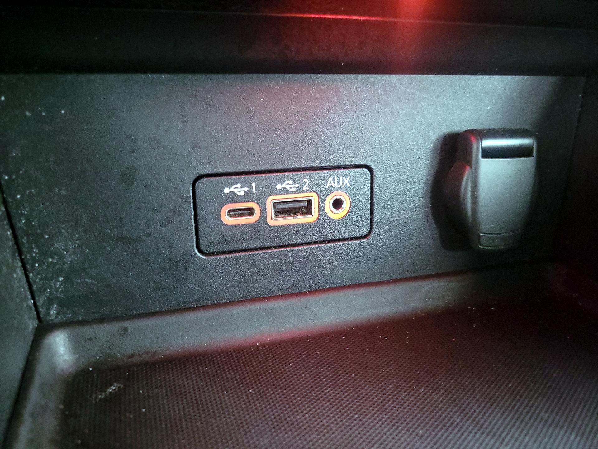 Thumbnail: 2023 Nissan Sentra - 18