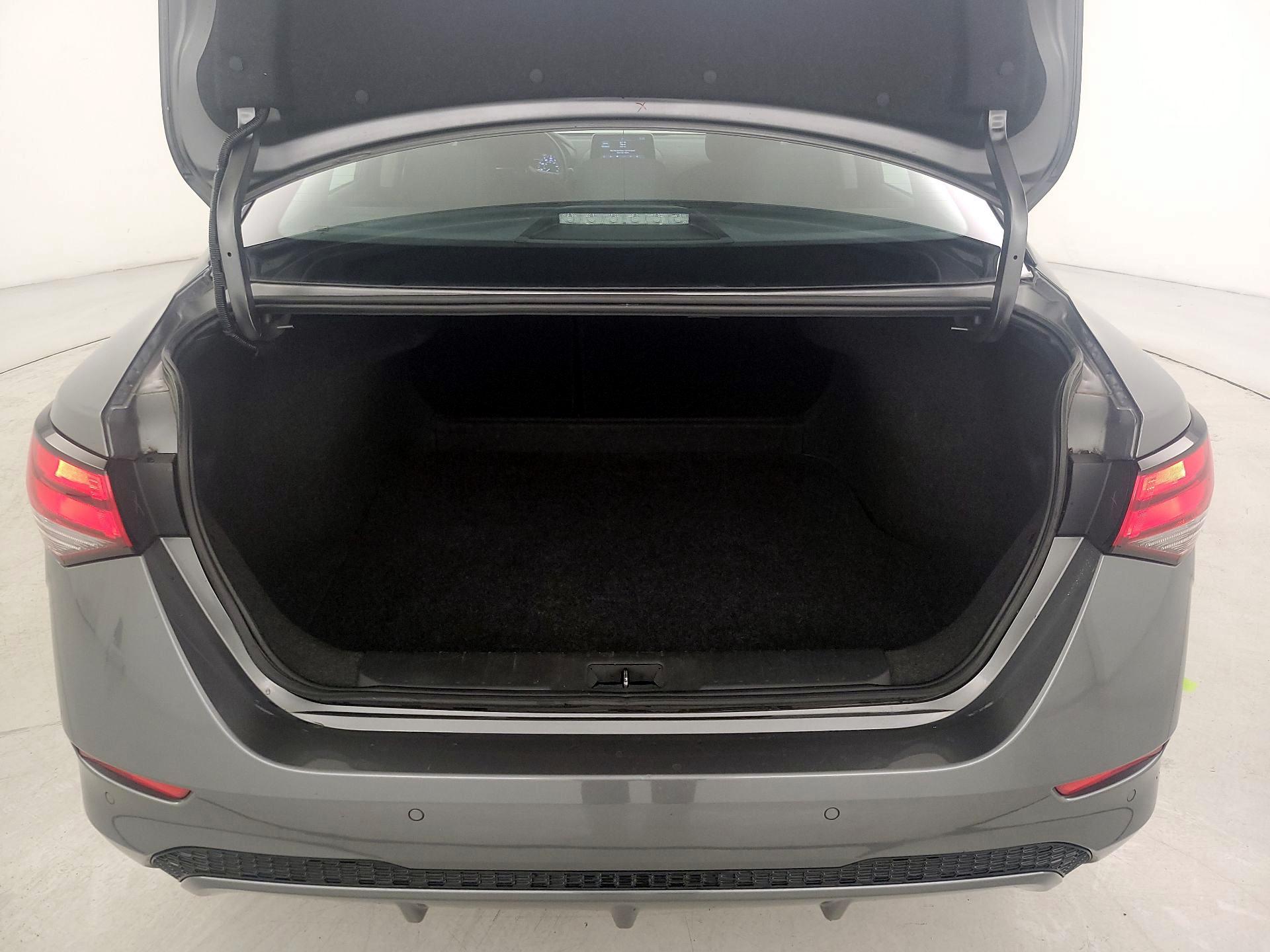 Thumbnail: 2023 Nissan Sentra - 20