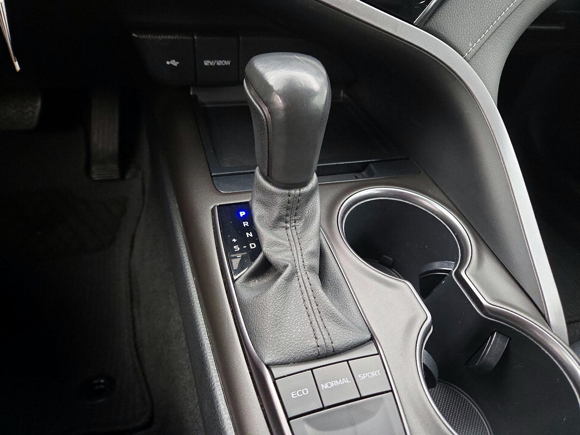 Thumbnail: 2023 Toyota Camry - 17