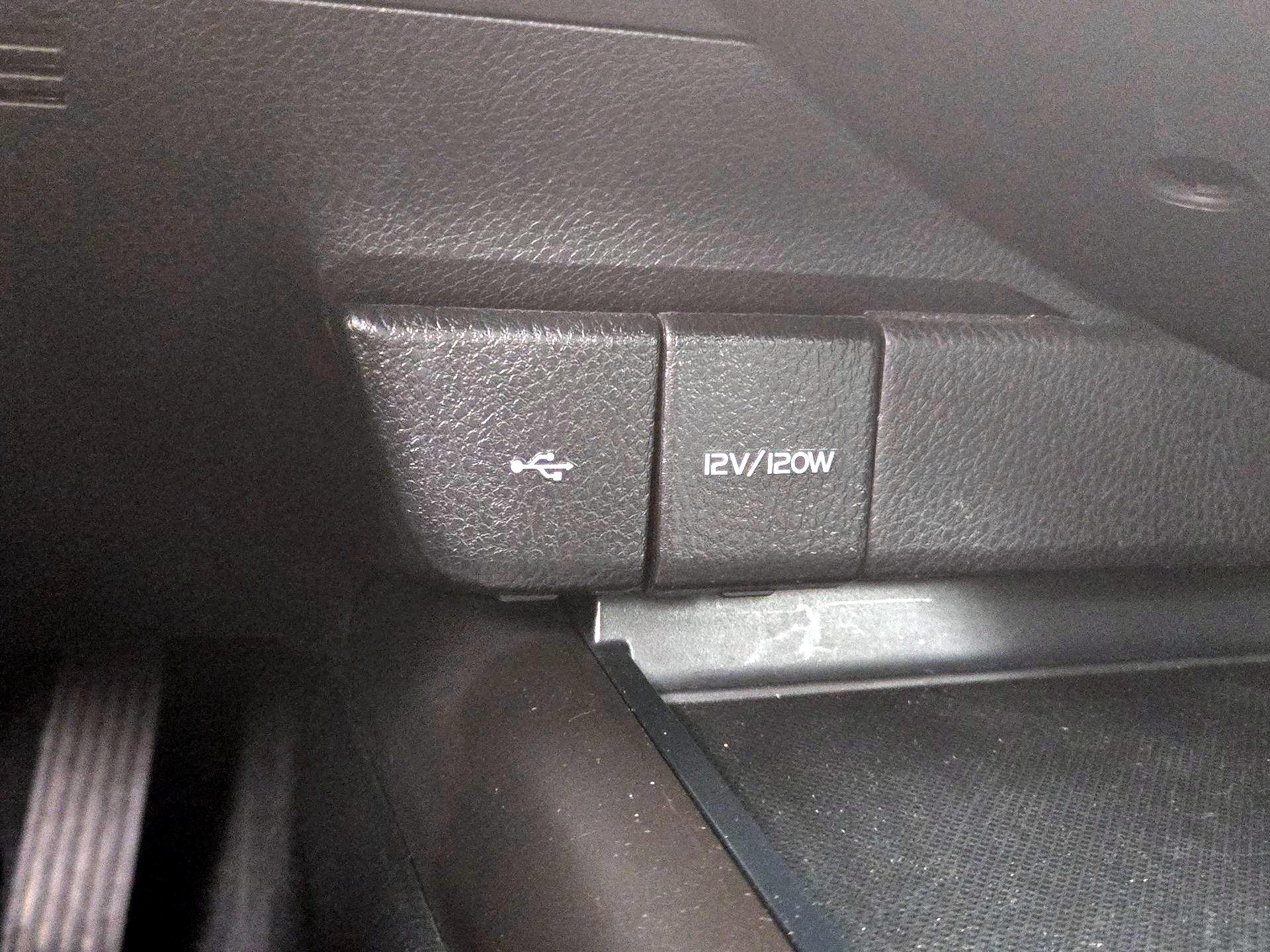 Thumbnail: 2023 Toyota Camry - 18