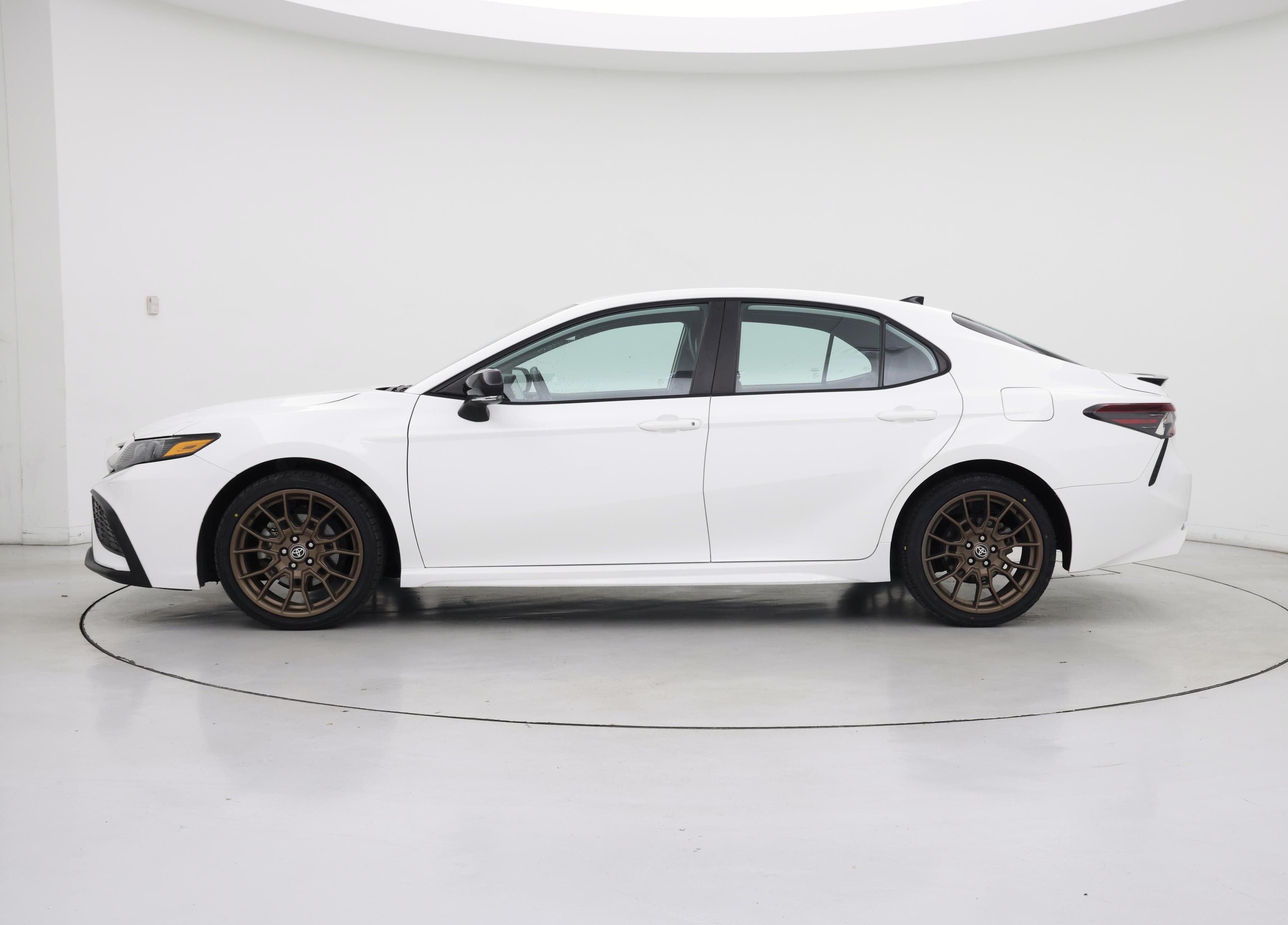 Thumbnail: 2023 Toyota Camry - 3