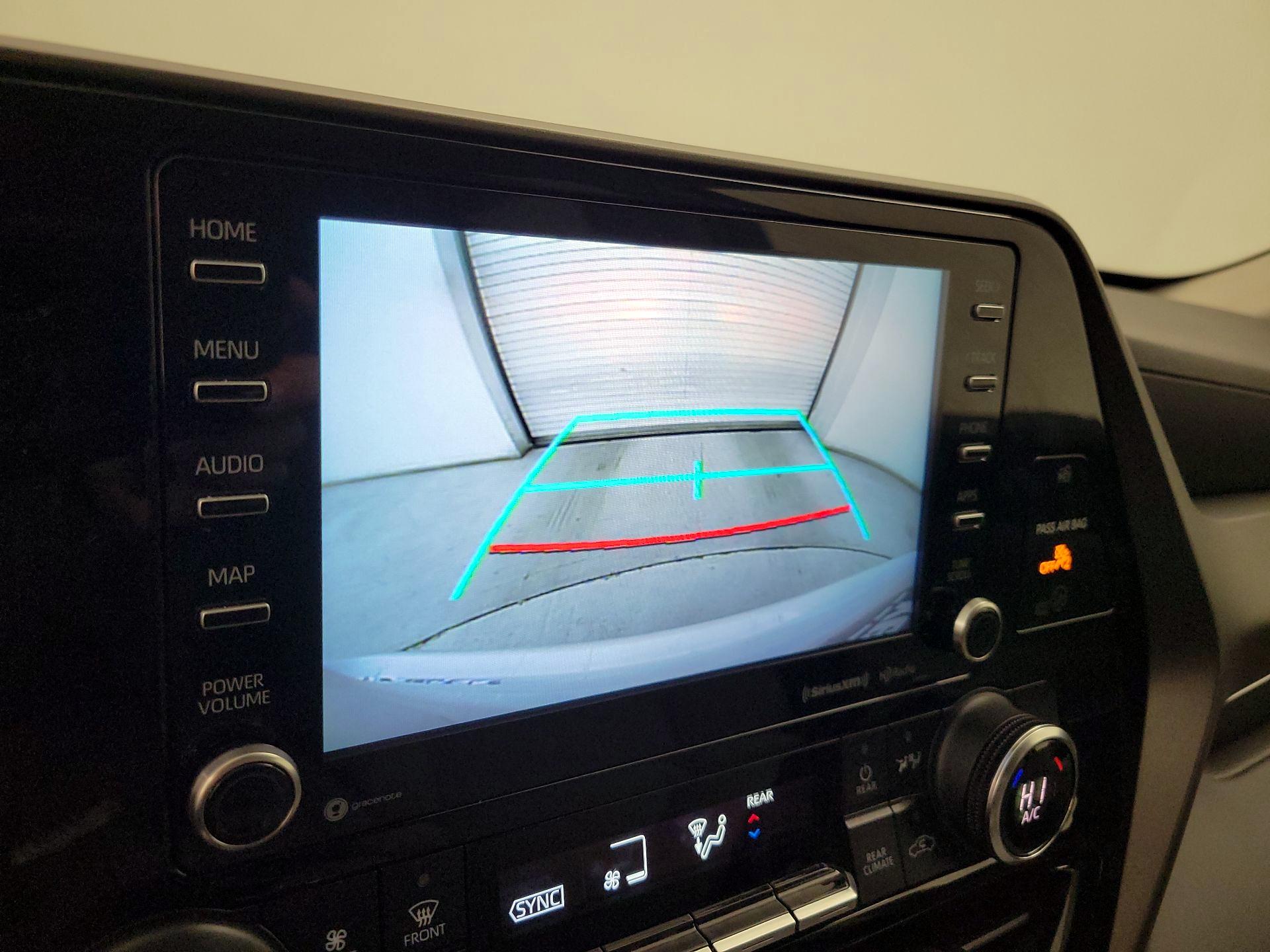 Thumbnail: 2022 Toyota Highlander - 14