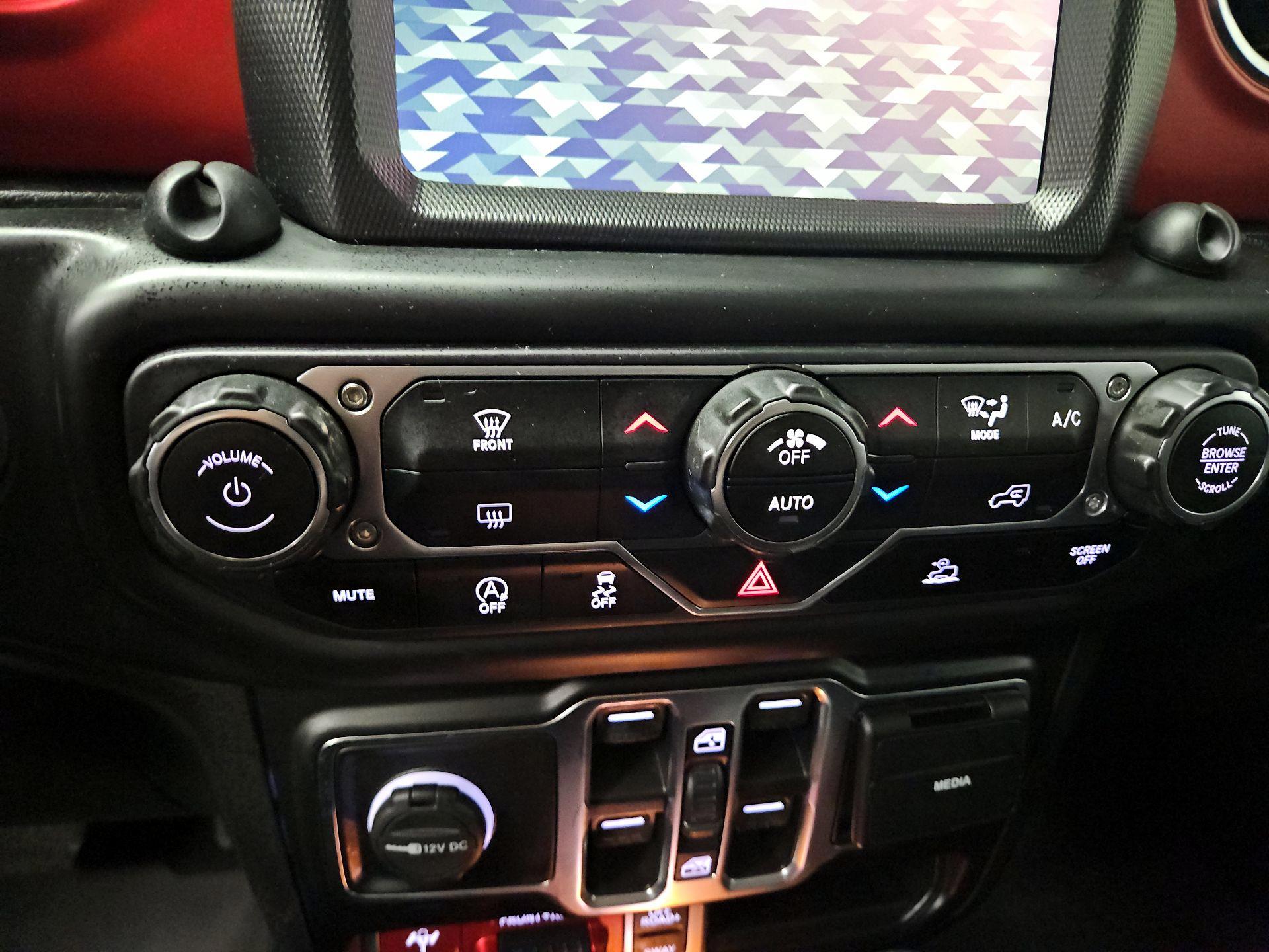 Thumbnail: 2021 Jeep Wrangler - 17