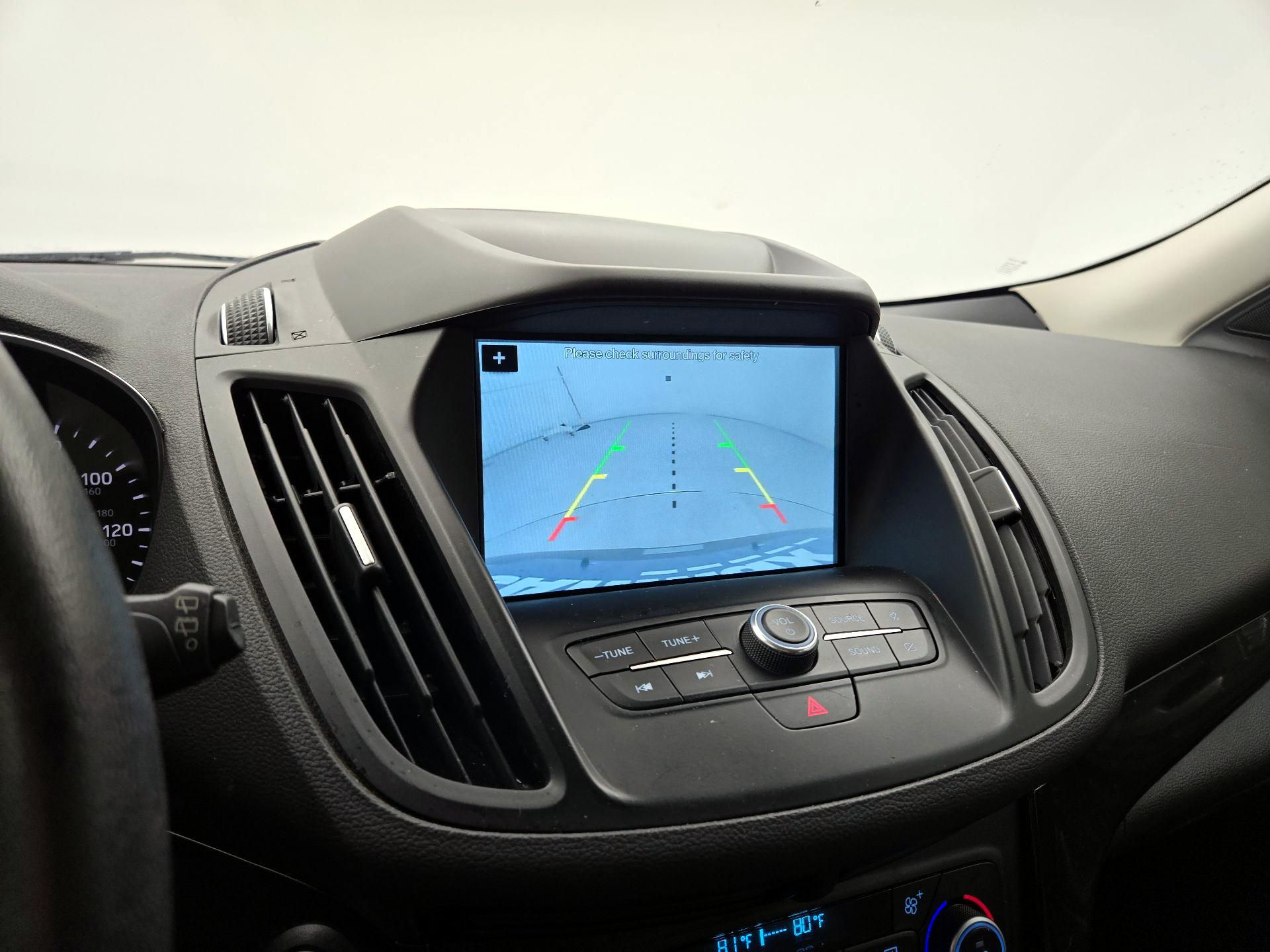 Thumbnail: 2019 Ford Escape - 14