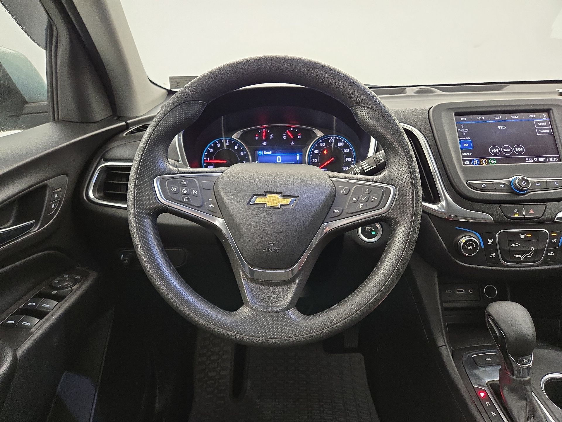 Thumbnail: 2022 Chevrolet Equinox - 10