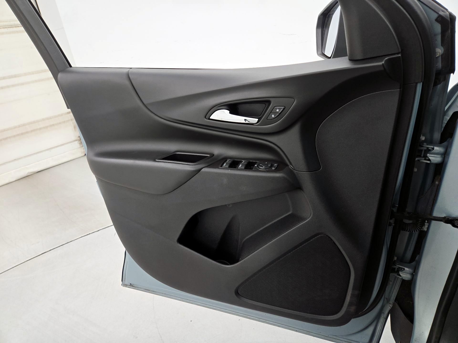 Thumbnail: 2022 Chevrolet Equinox - 12