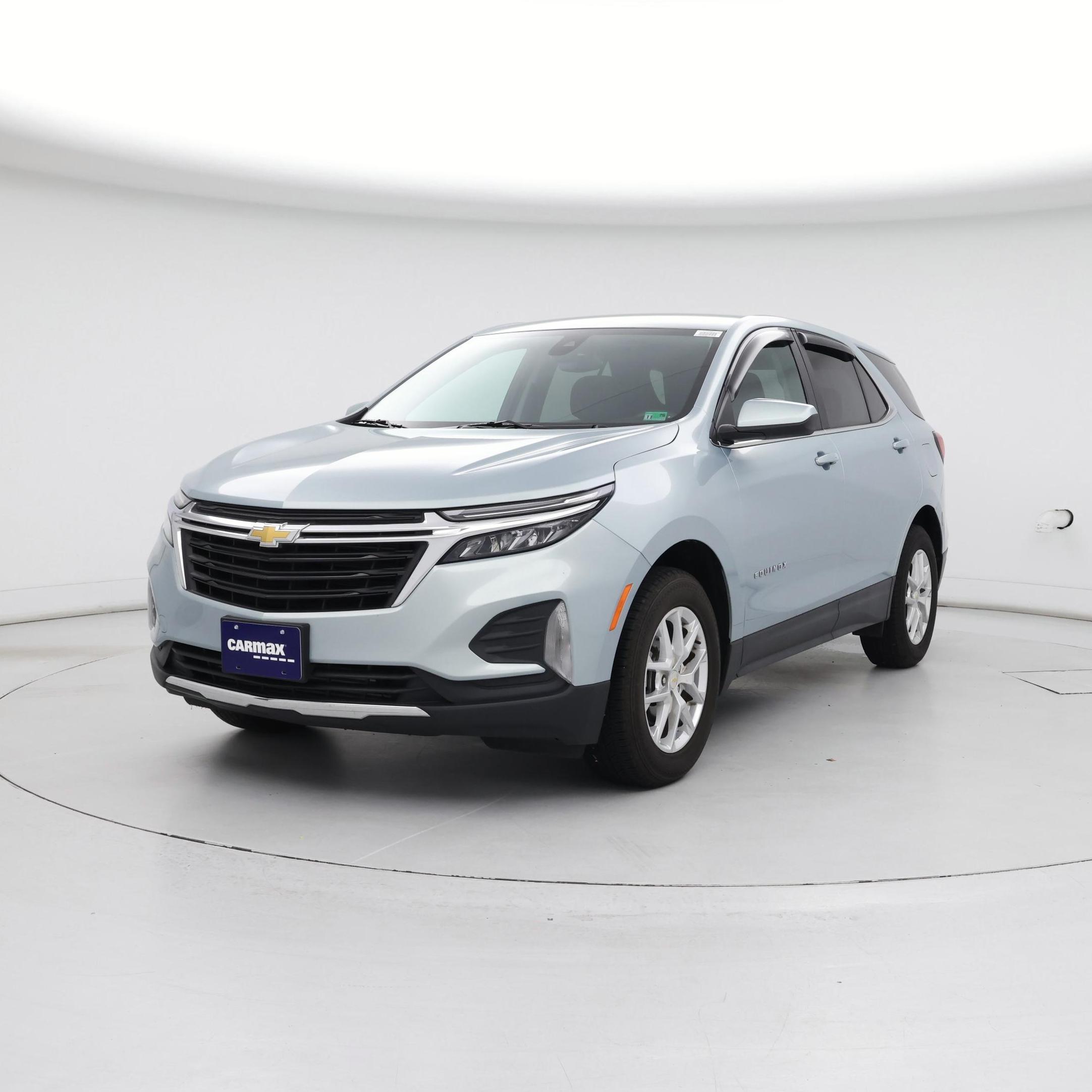 Thumbnail: 2022 Chevrolet Equinox - 4