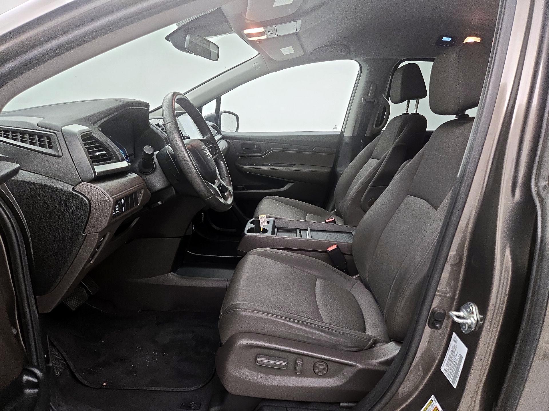 Thumbnail: 2021 Honda Odyssey - 11