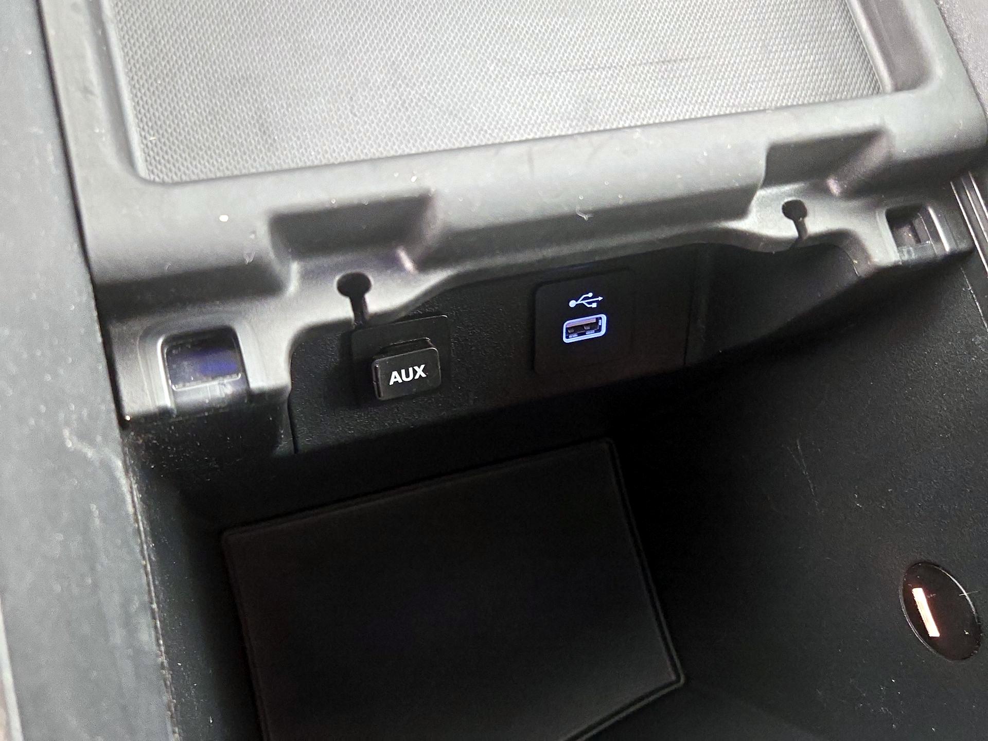 Thumbnail: 2021 Honda Odyssey - 18