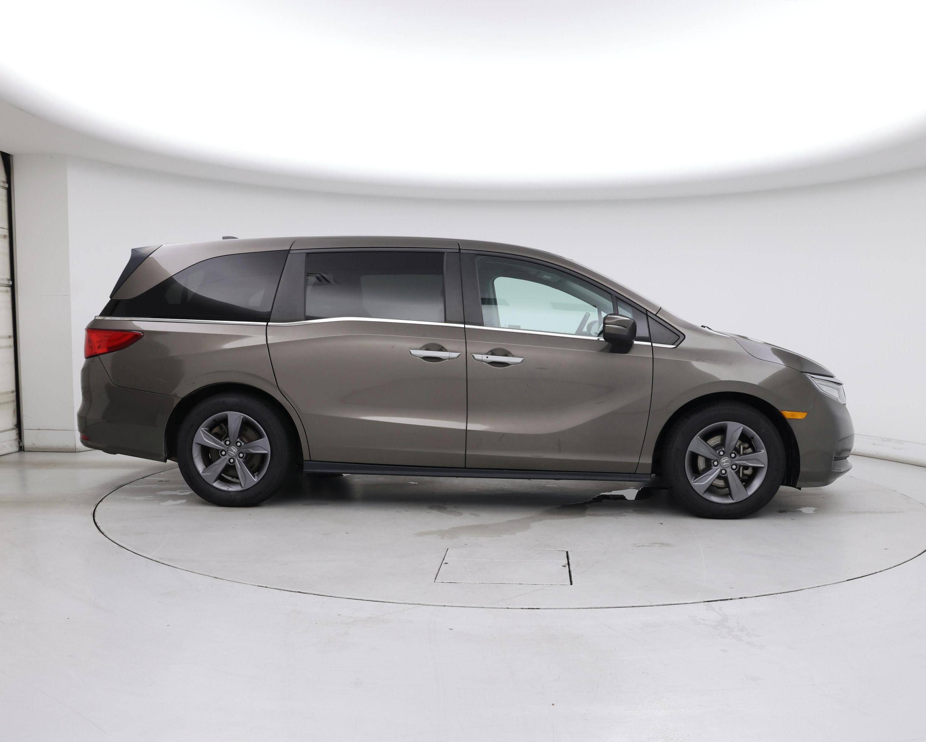 Thumbnail: 2021 Honda Odyssey - 7