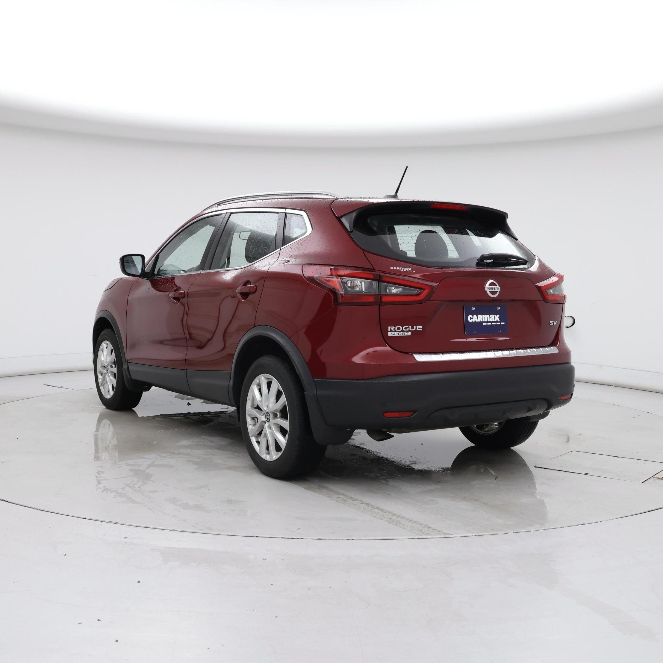 Thumbnail: 2021 Nissan Rogue Sport - 2