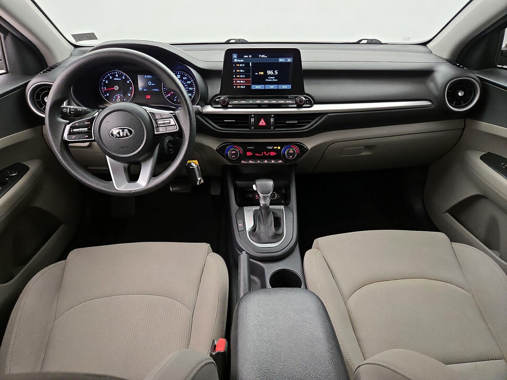 Thumbnail: 2019 Kia Forte - 9