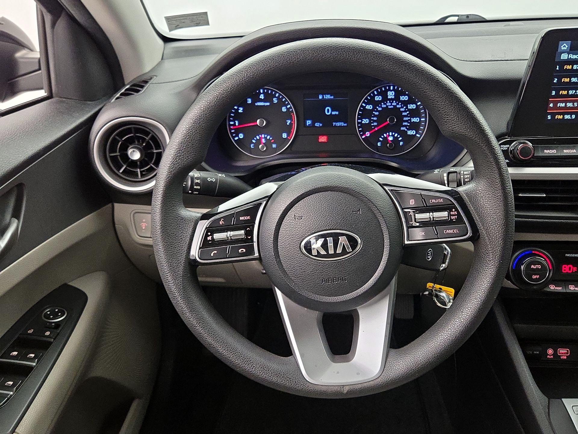 Thumbnail: 2019 Kia Forte - 10