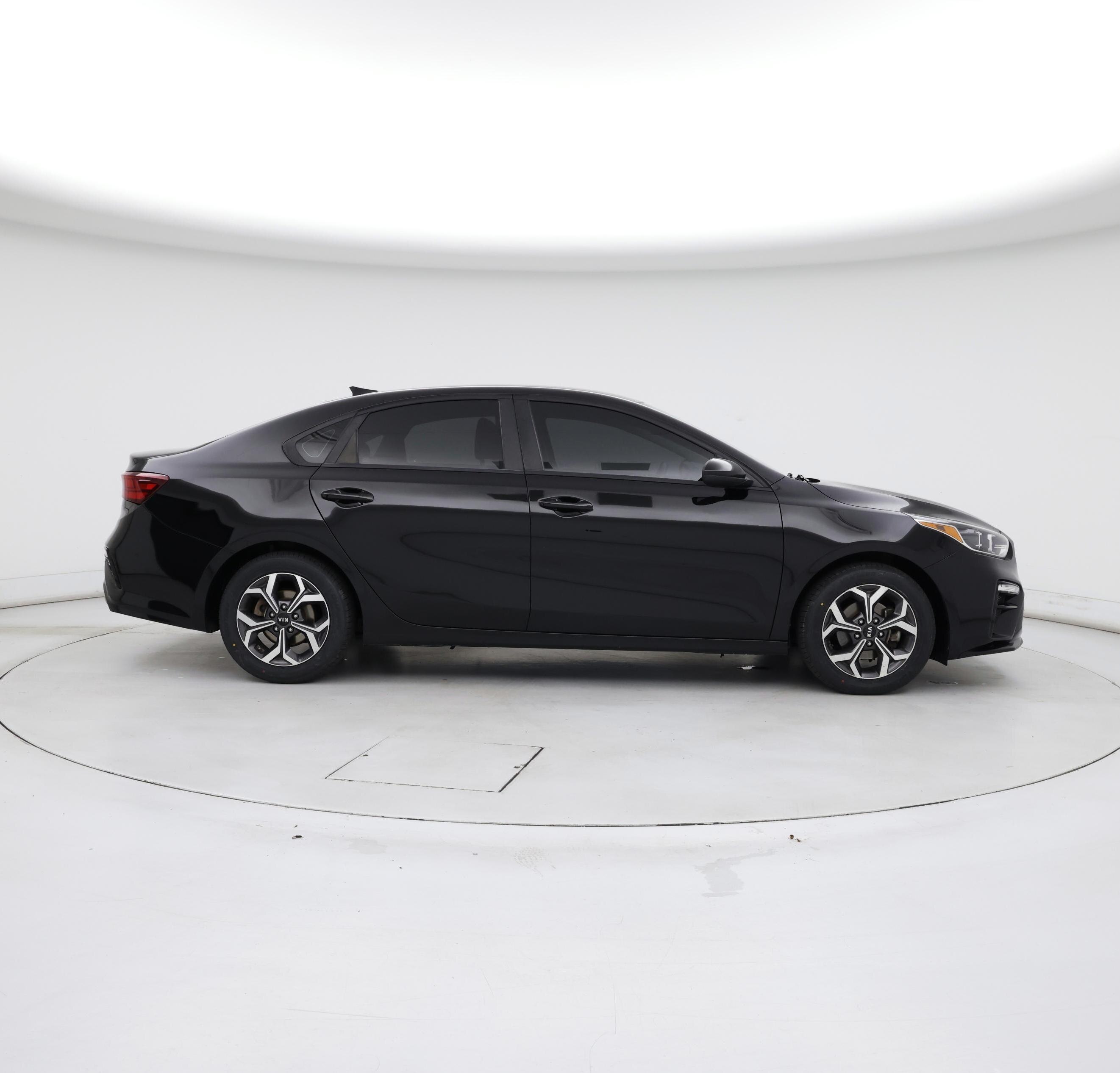 Thumbnail: 2019 Kia Forte - 7