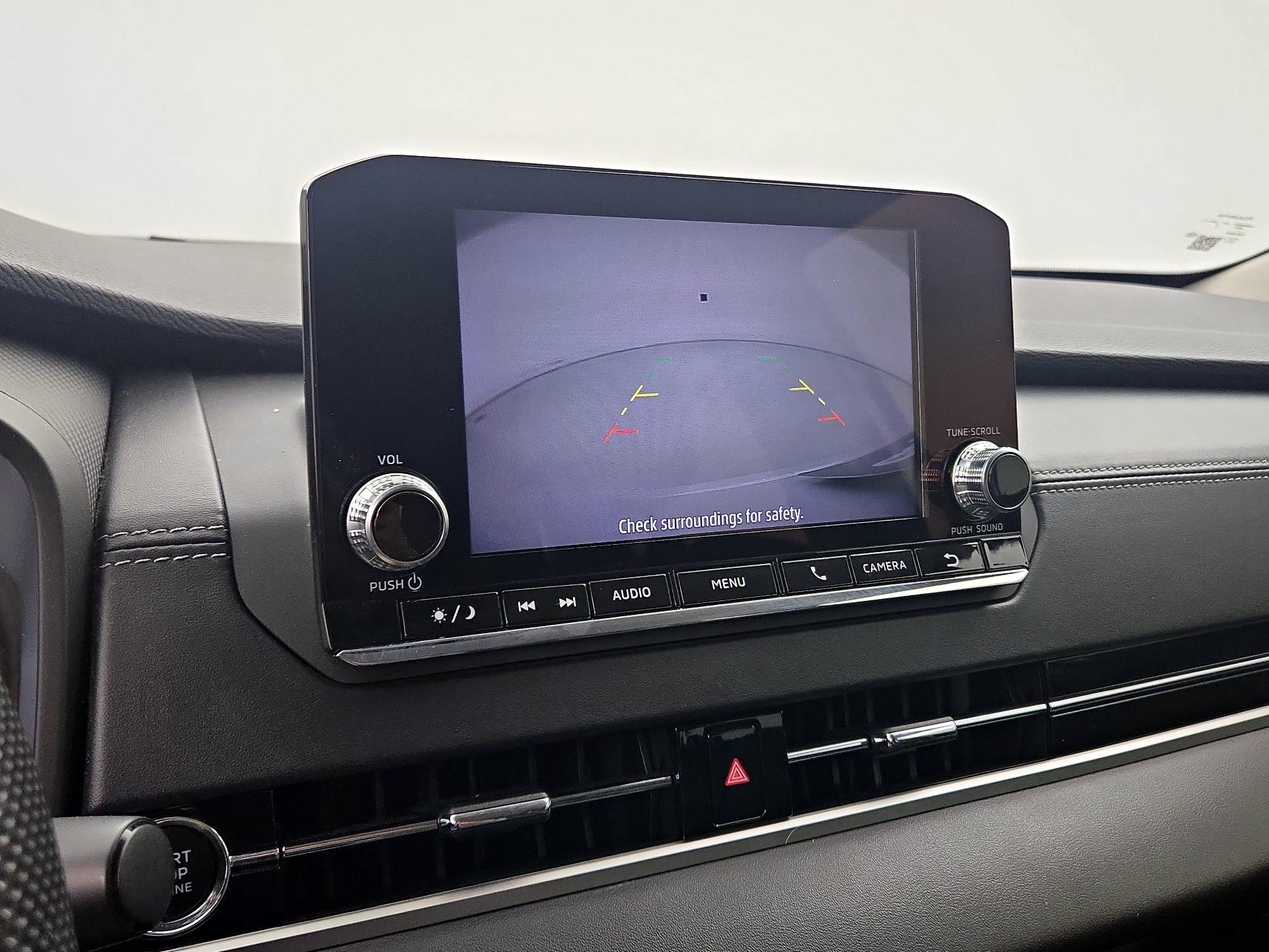 Thumbnail: 2022 Mitsubishi Outlander - 14