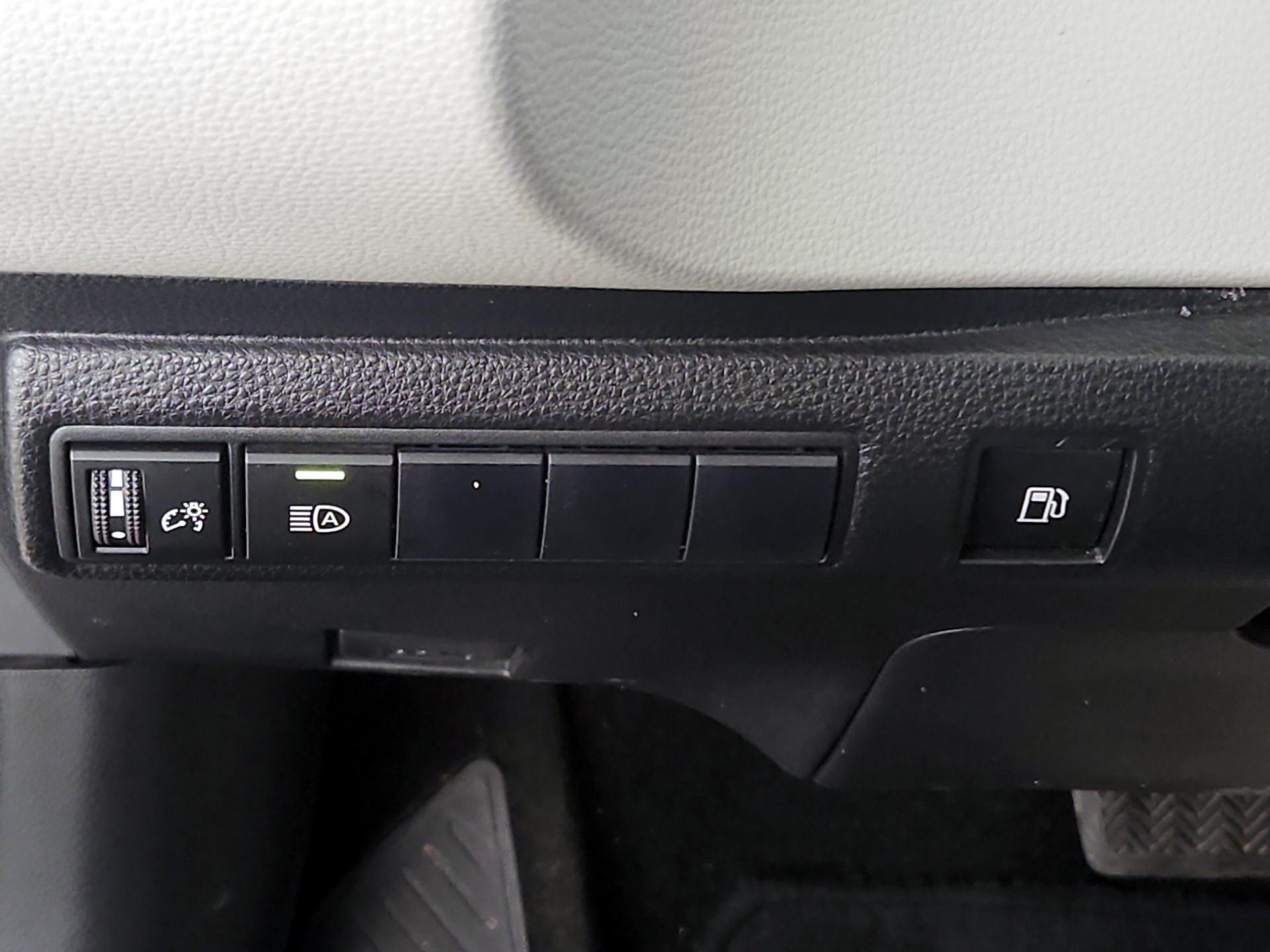 Thumbnail: 2021 Toyota Corolla - 13