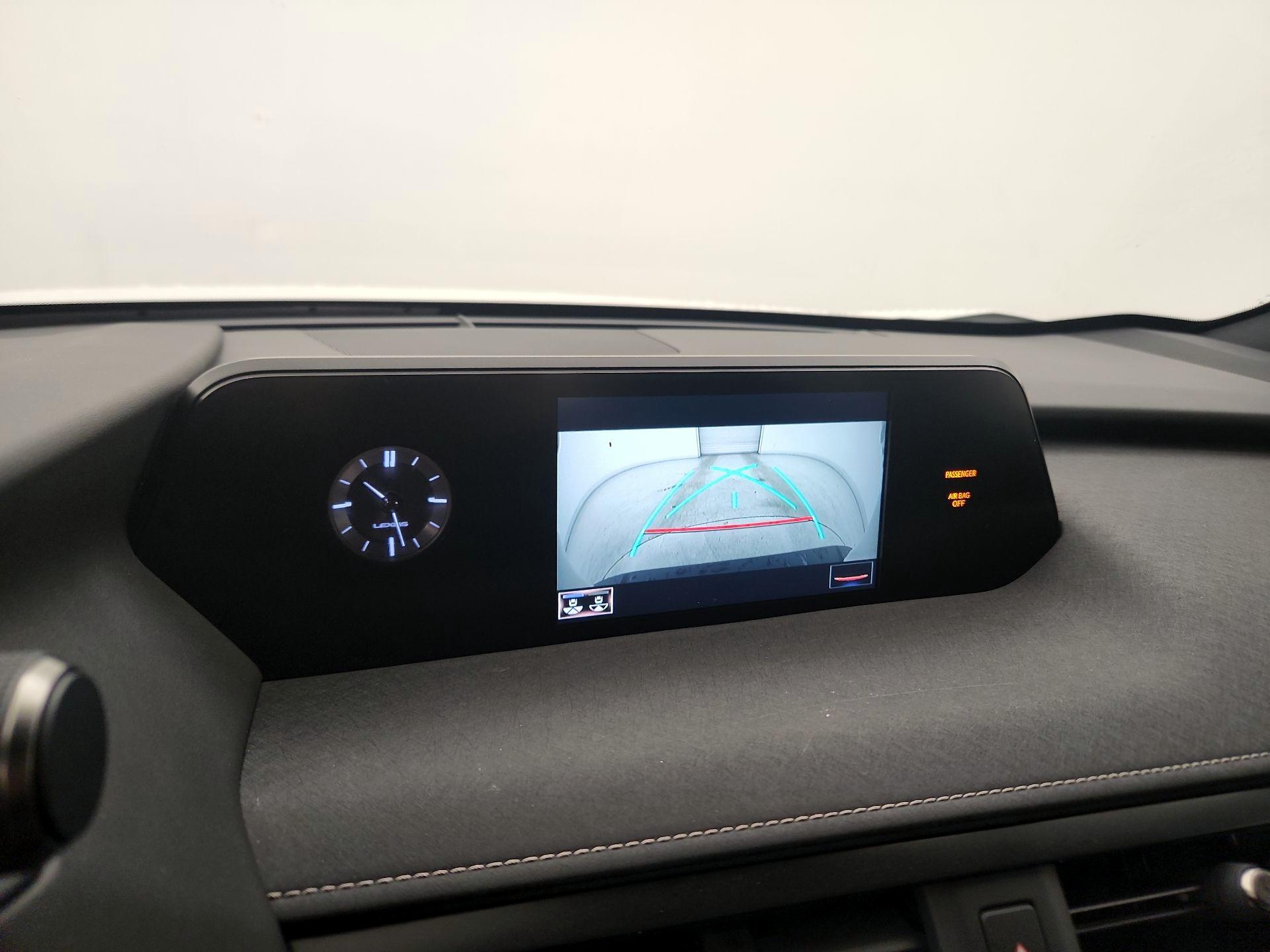 Thumbnail: 2021 Lexus UX - 14