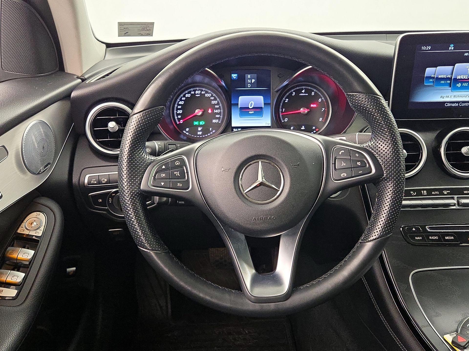 Thumbnail: 2019 Mercedes-Benz GLC - 10