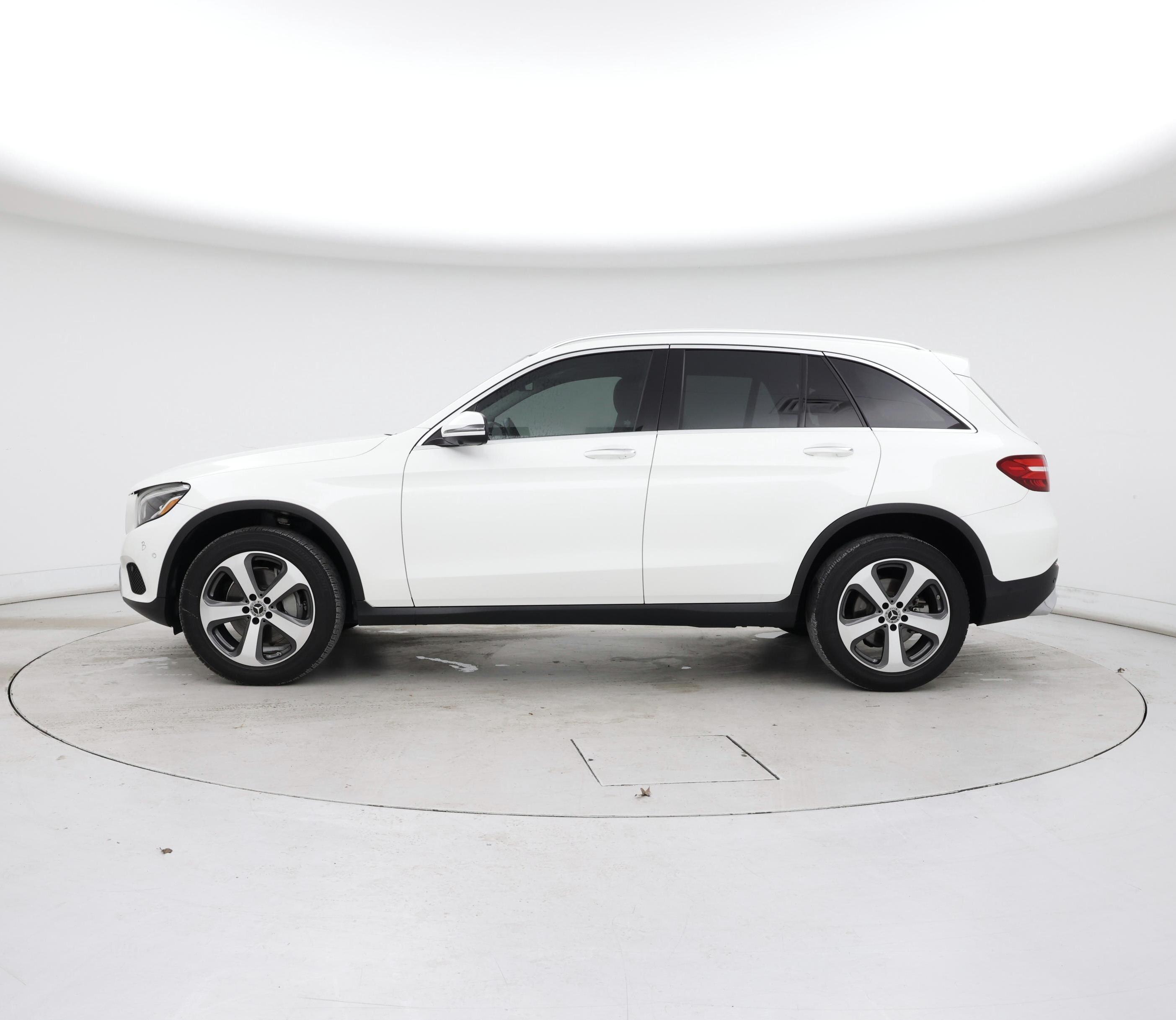 Thumbnail: 2019 Mercedes-Benz GLC - 3