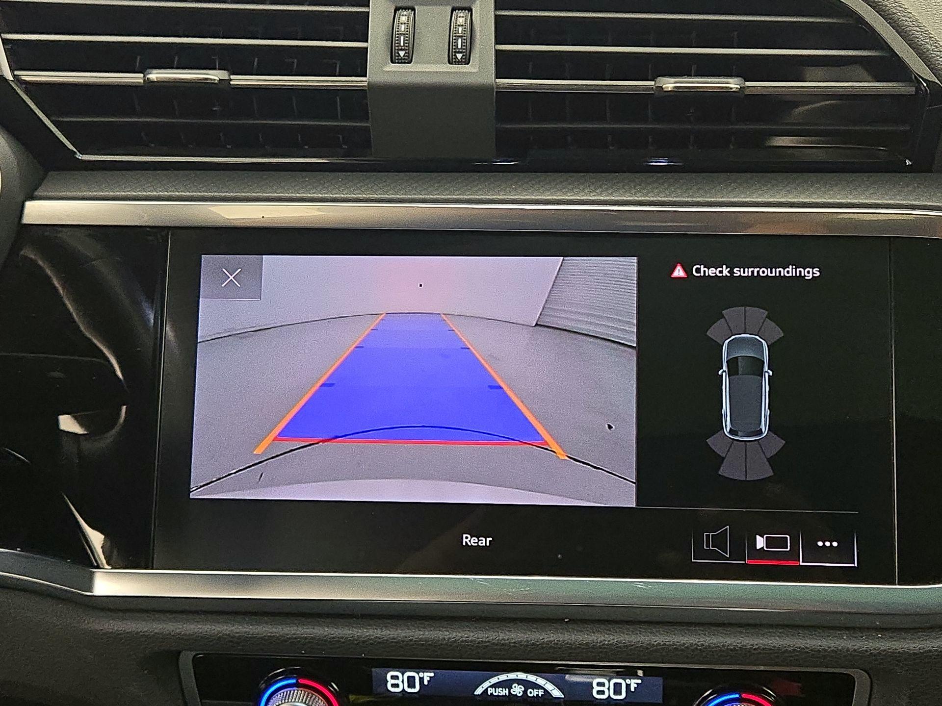 Thumbnail: 2023 Audi Q3 - 14