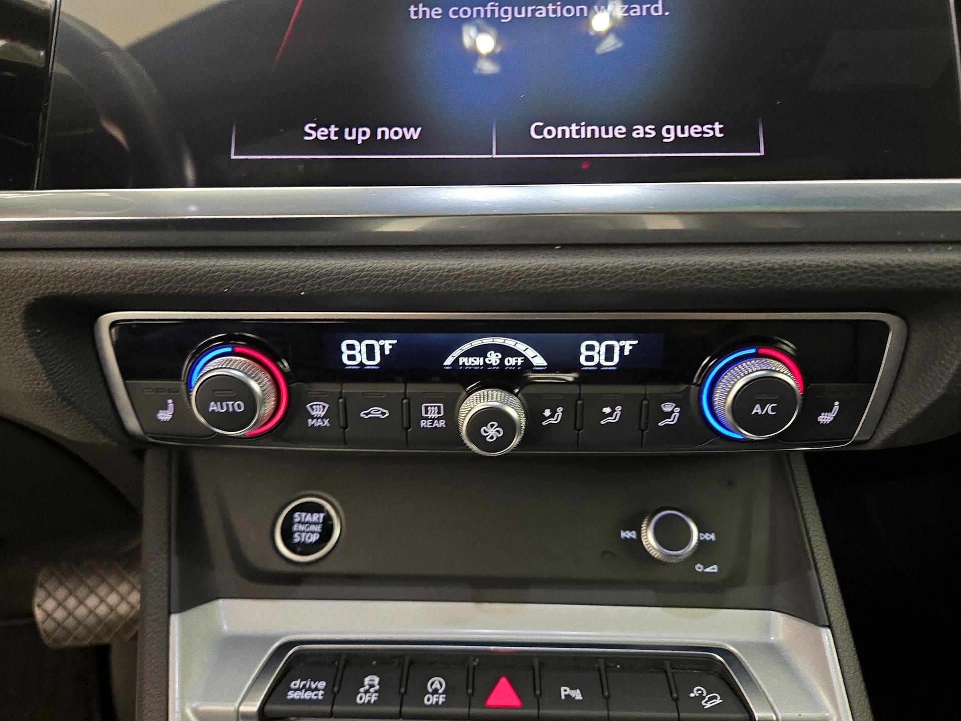 Thumbnail: 2023 Audi Q3 - 16