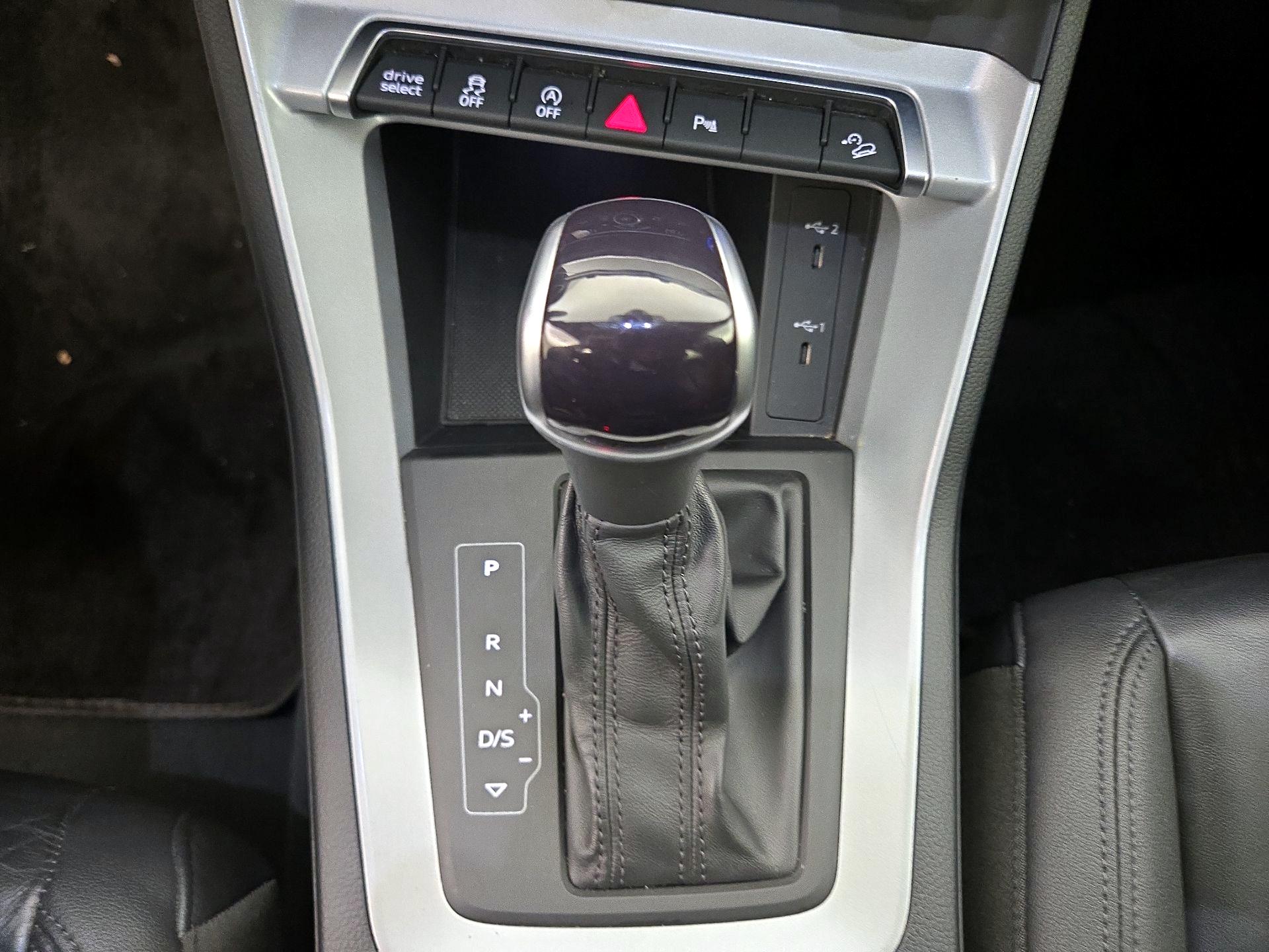 Thumbnail: 2023 Audi Q3 - 17