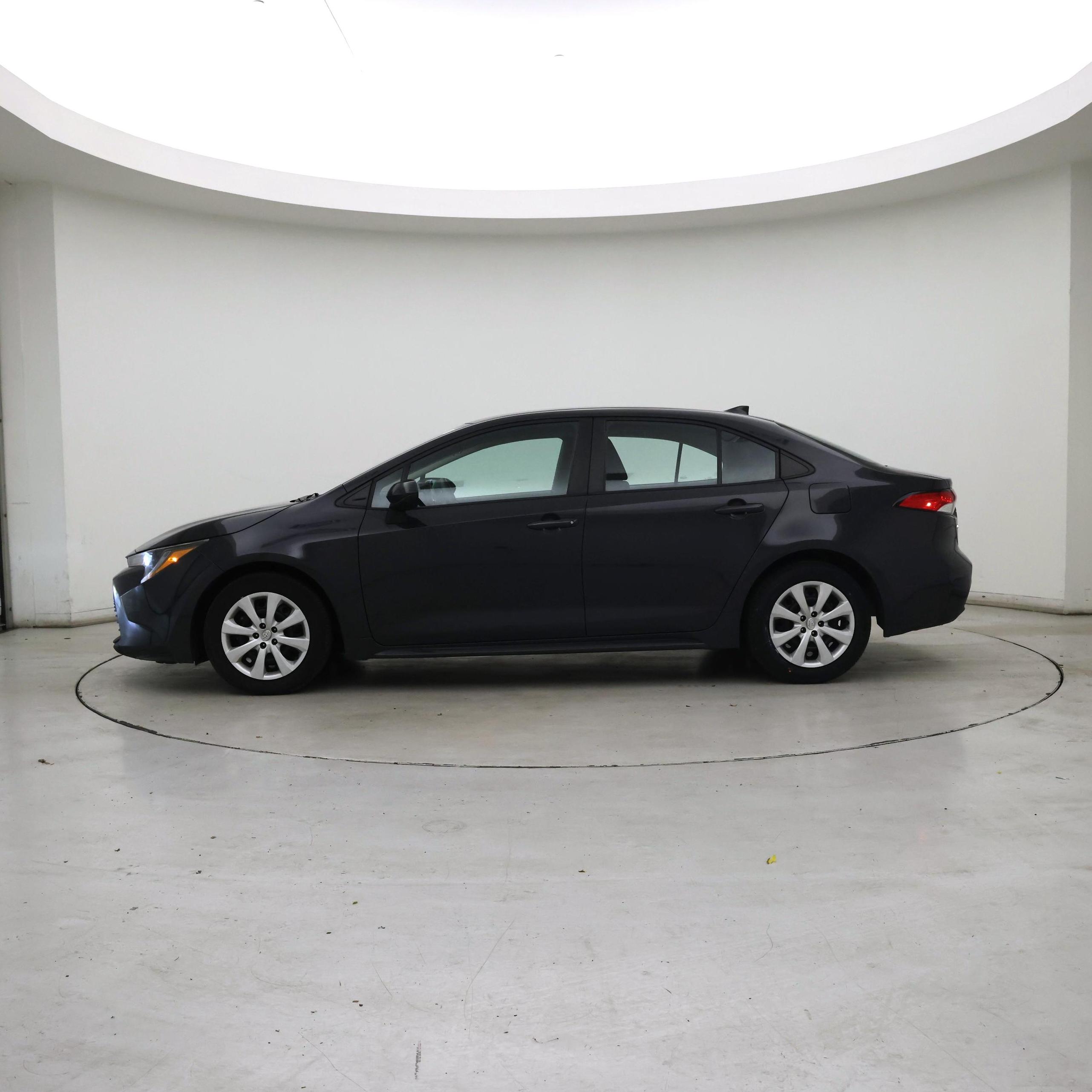 Thumbnail: 2023 Toyota Corolla - 3