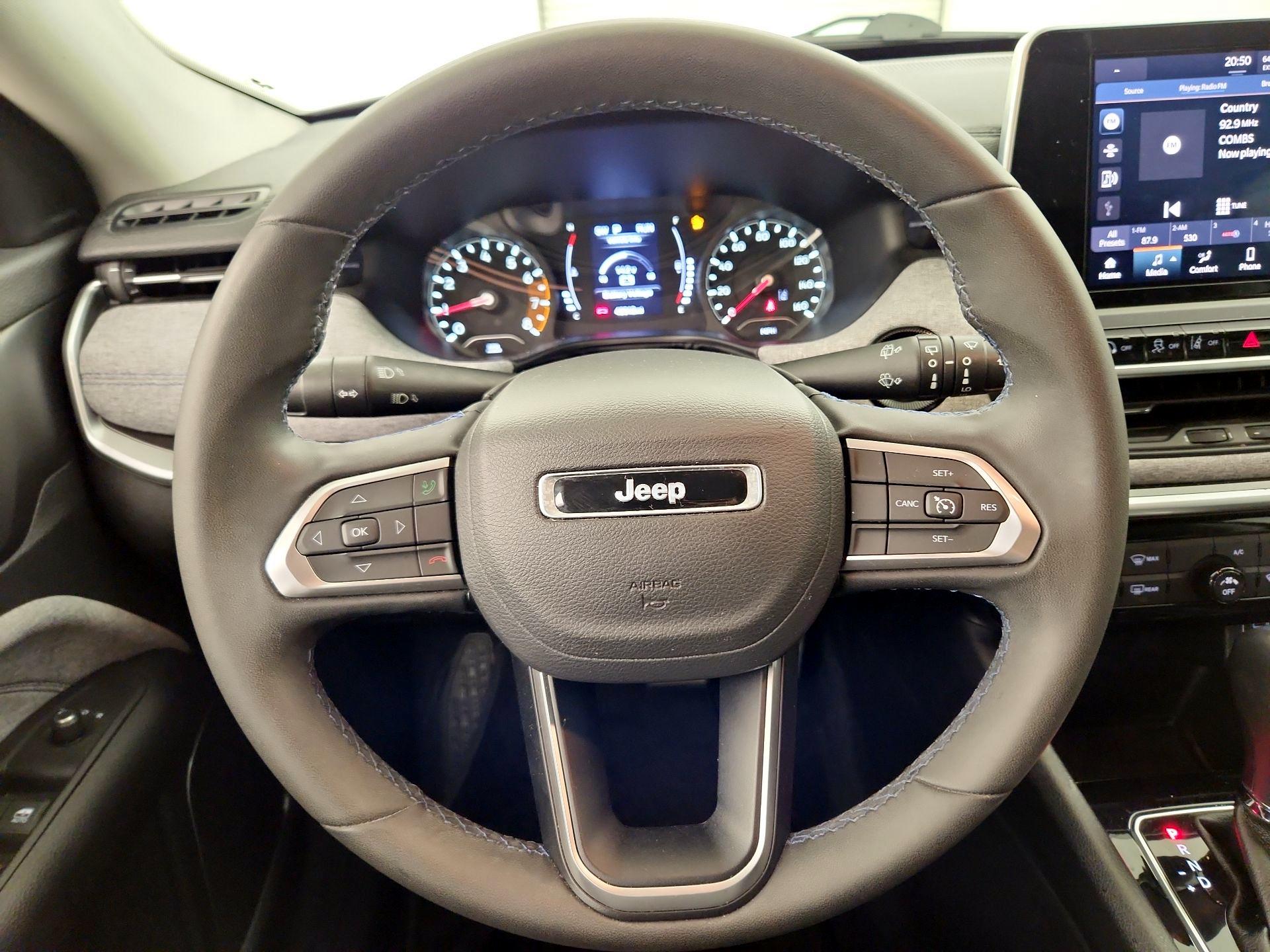 Thumbnail: 2022 Jeep Compass - 10