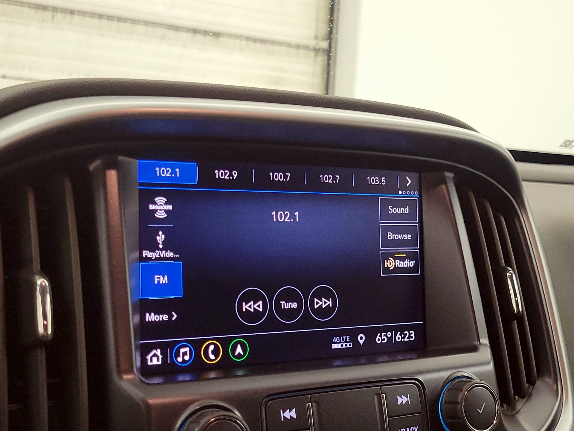 Thumbnail: 2022 Chevrolet Colorado - 15