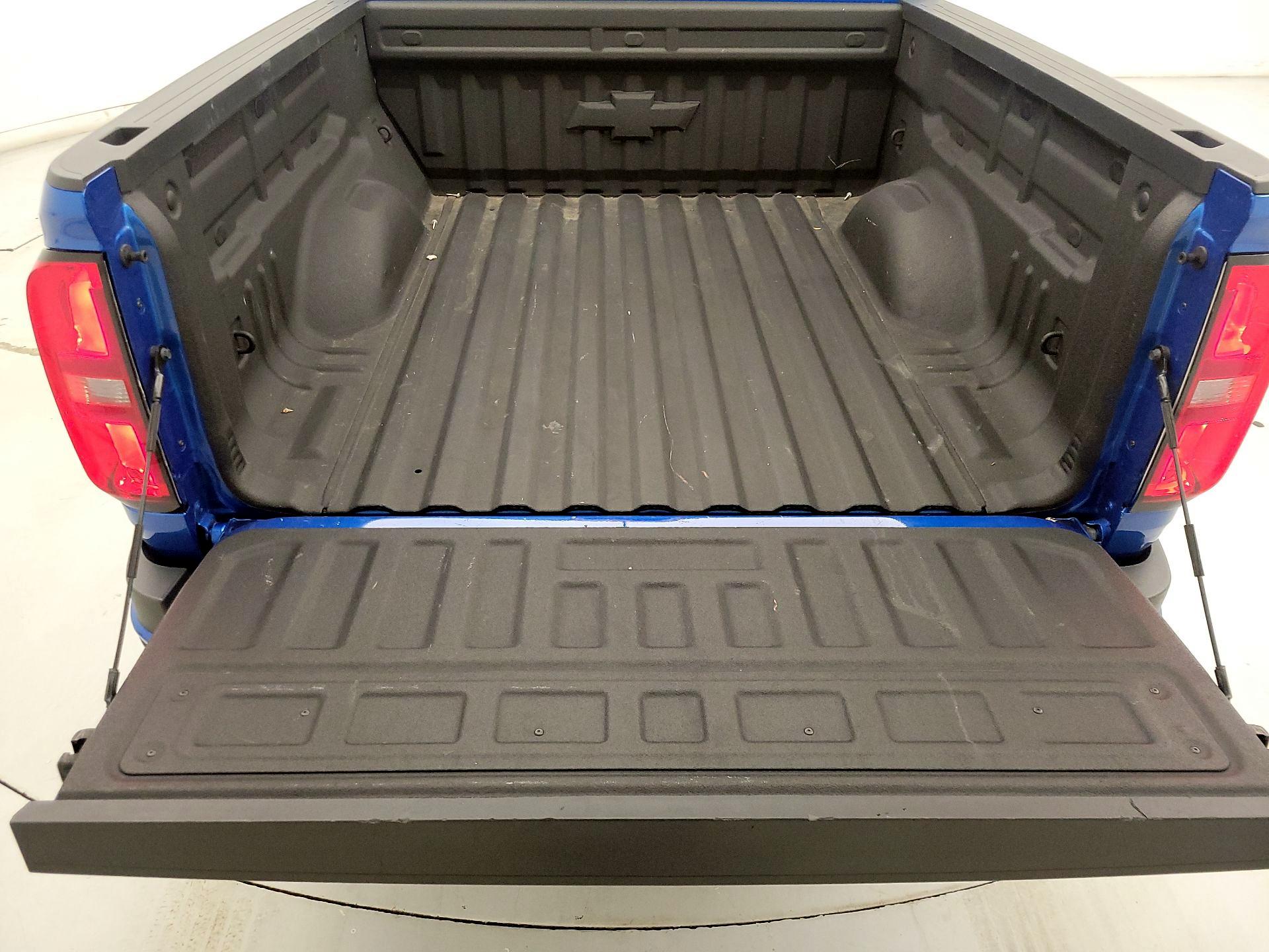 Thumbnail: 2022 Chevrolet Colorado - 20