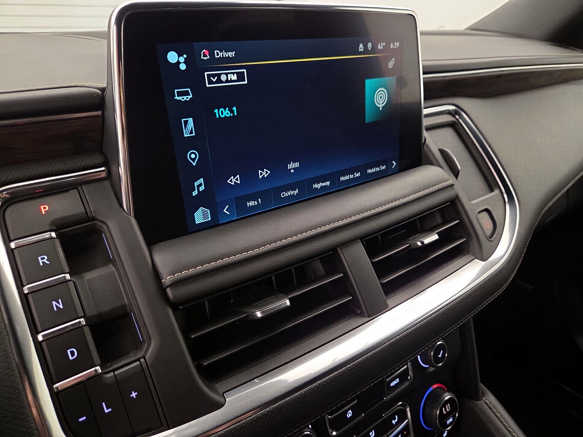 Thumbnail: 2023 Chevrolet Suburban - 15