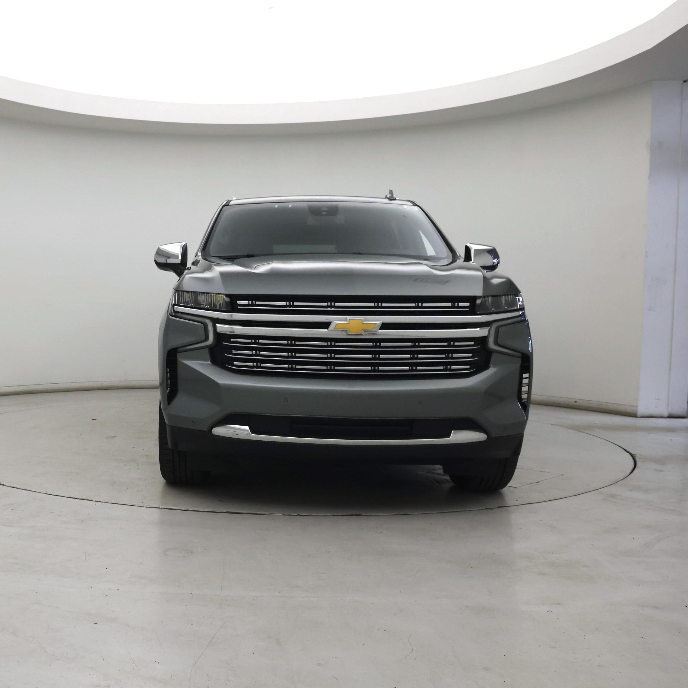 Thumbnail: 2023 Chevrolet Suburban - 5