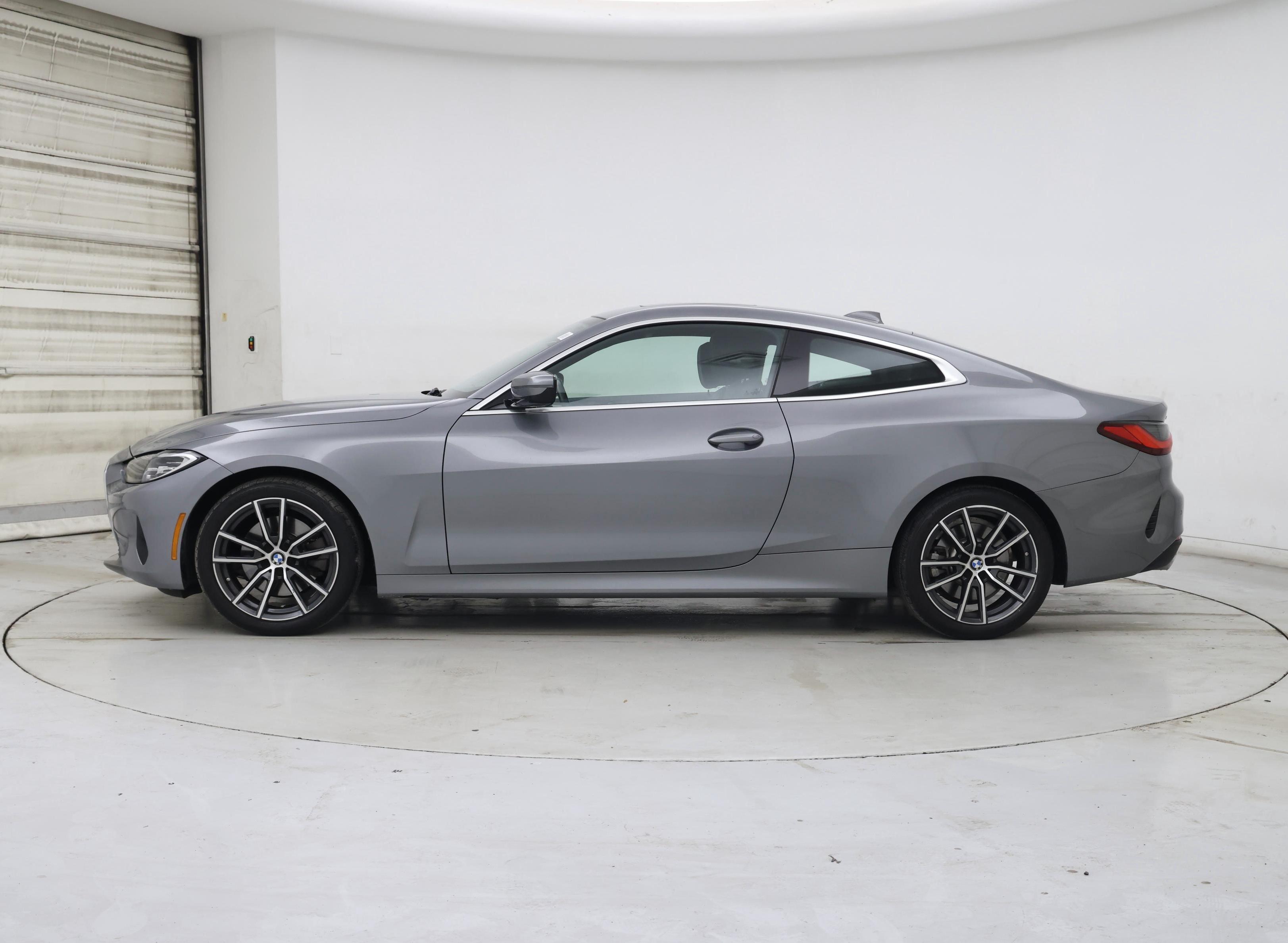 Thumbnail: 2023 BMW 4 Series - 3