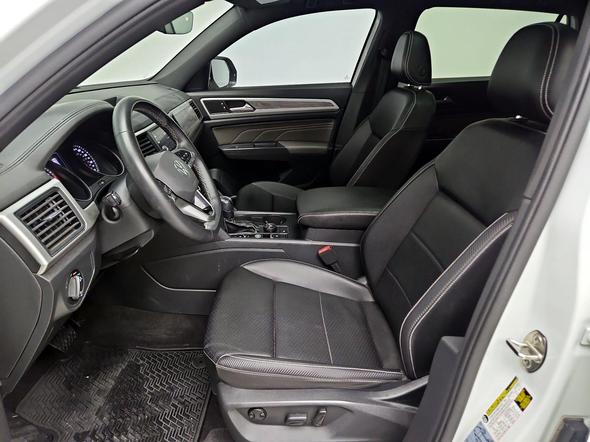 Thumbnail: 2021 Volkswagen Atlas - 11