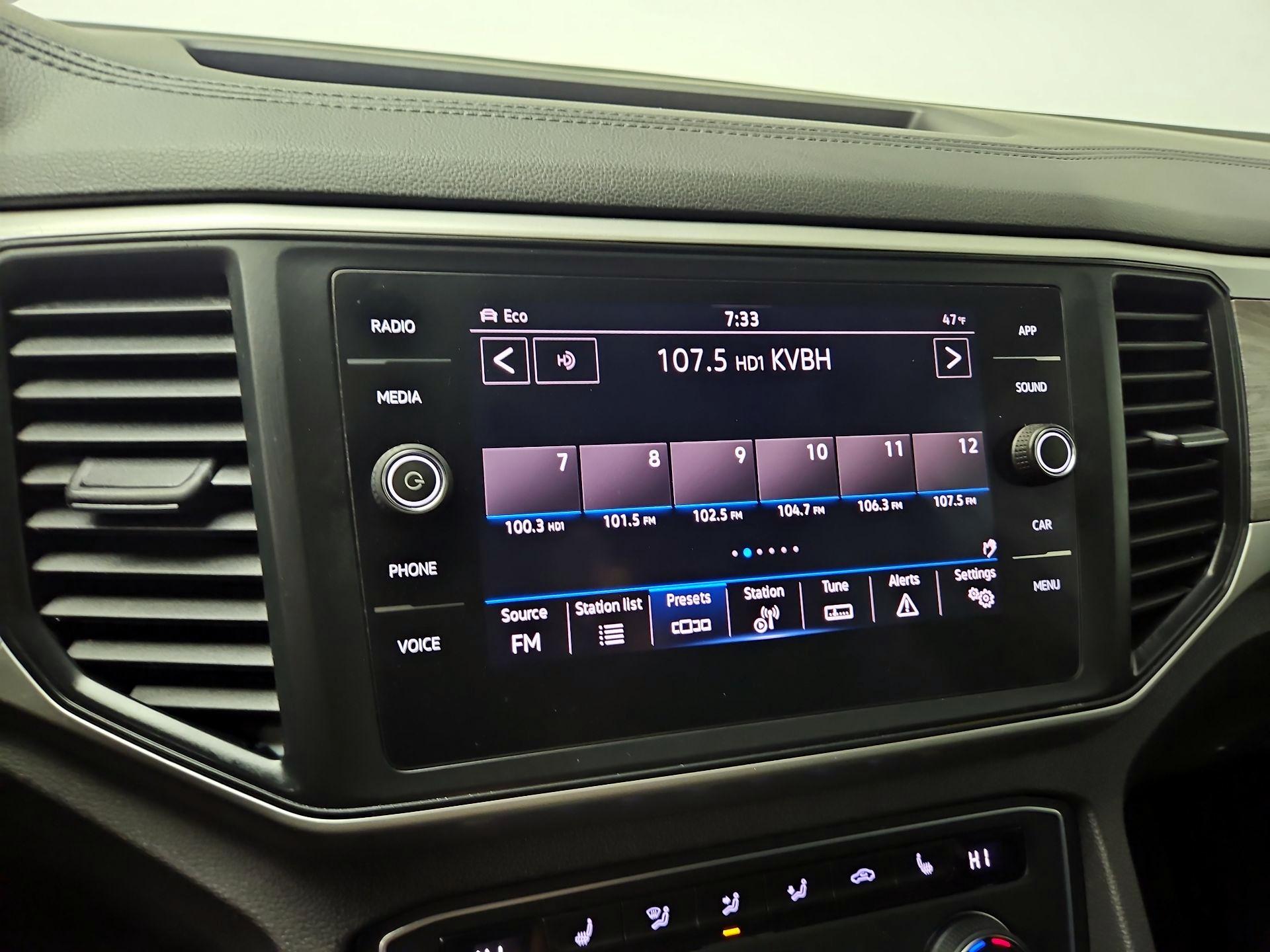 Thumbnail: 2021 Volkswagen Atlas - 15