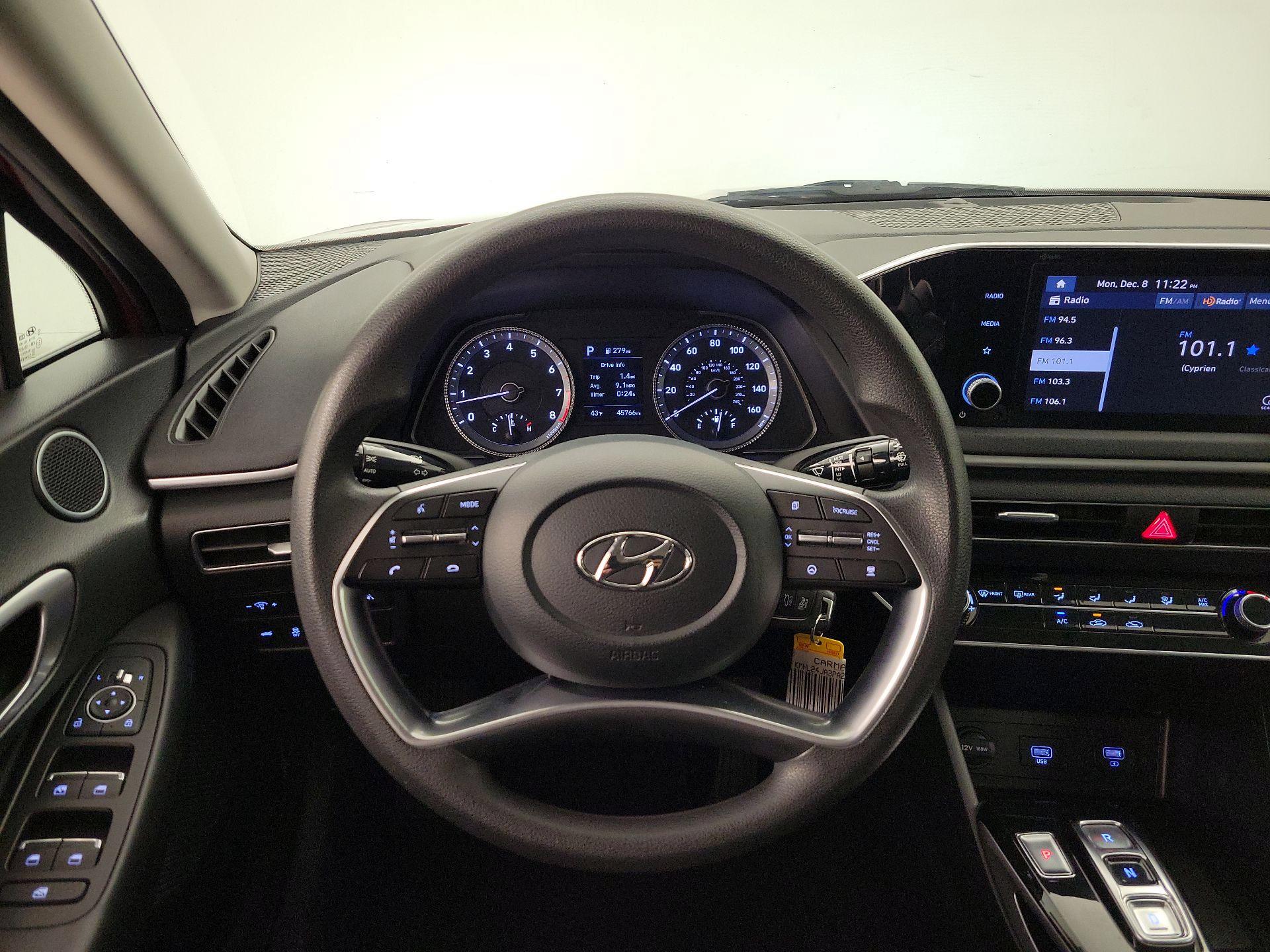 Thumbnail: 2023 Hyundai Sonata - 10