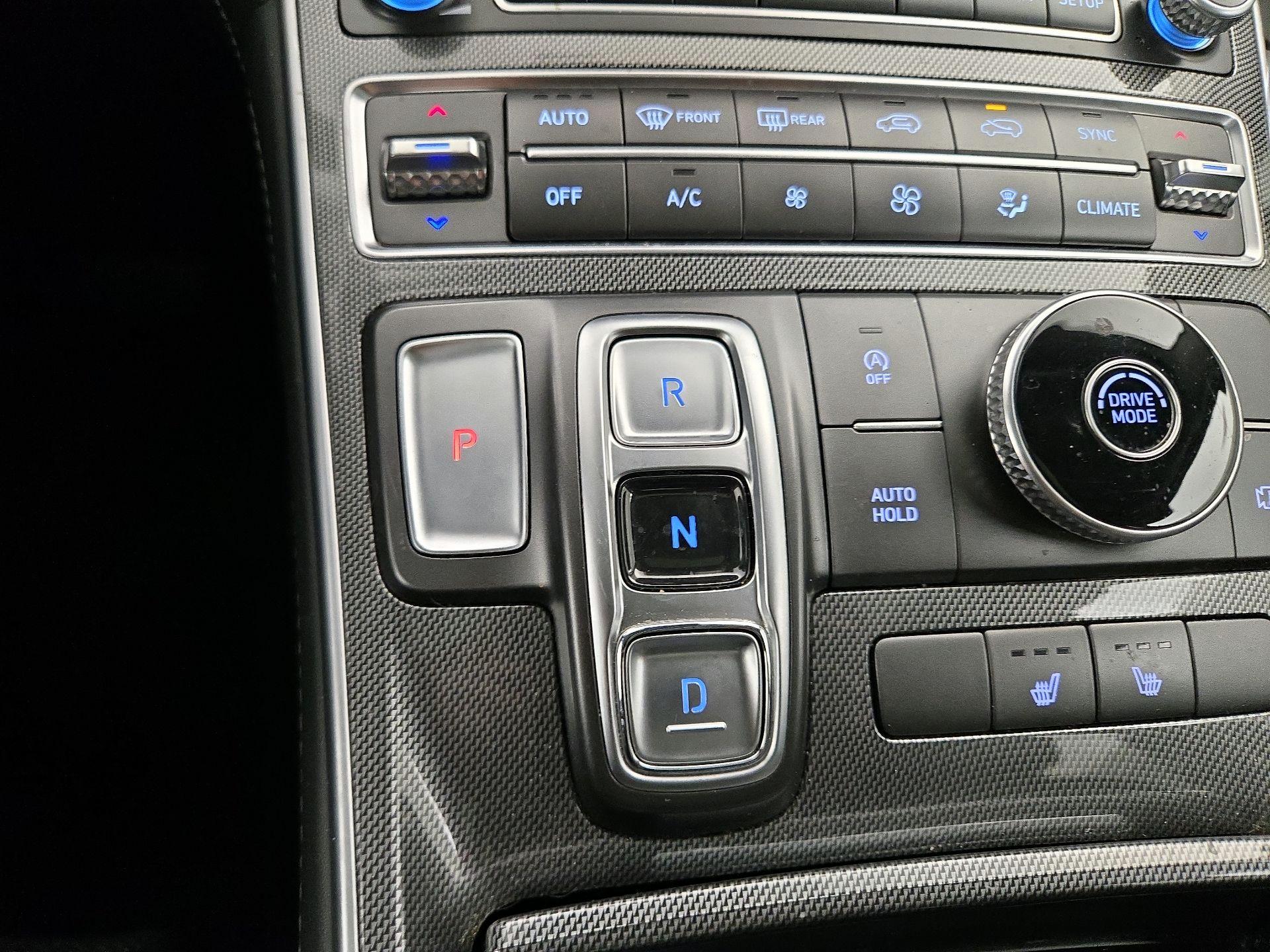 Thumbnail: 2023 Hyundai Santa Fe - 18