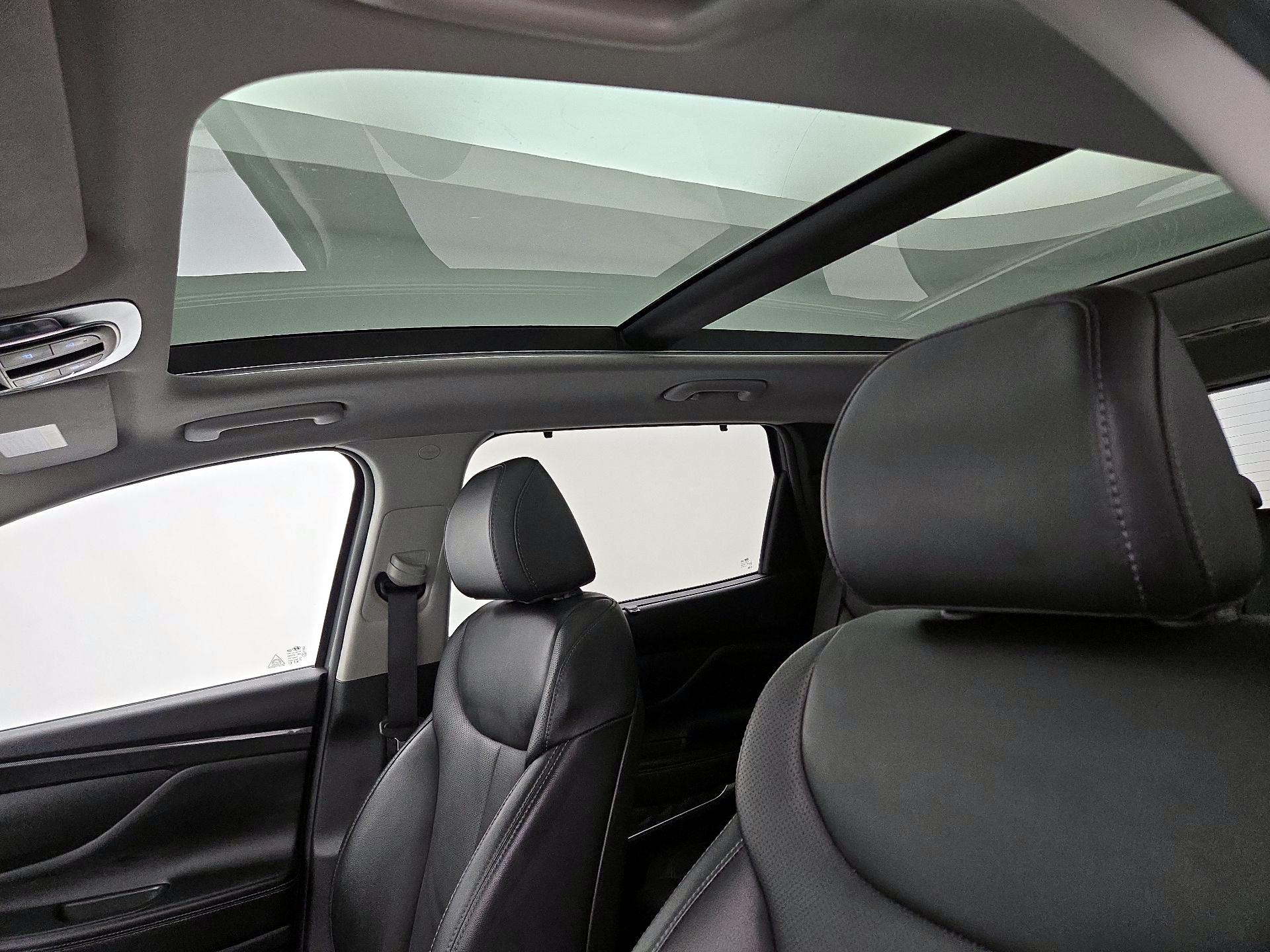 Thumbnail: 2023 Hyundai Santa Fe - 20