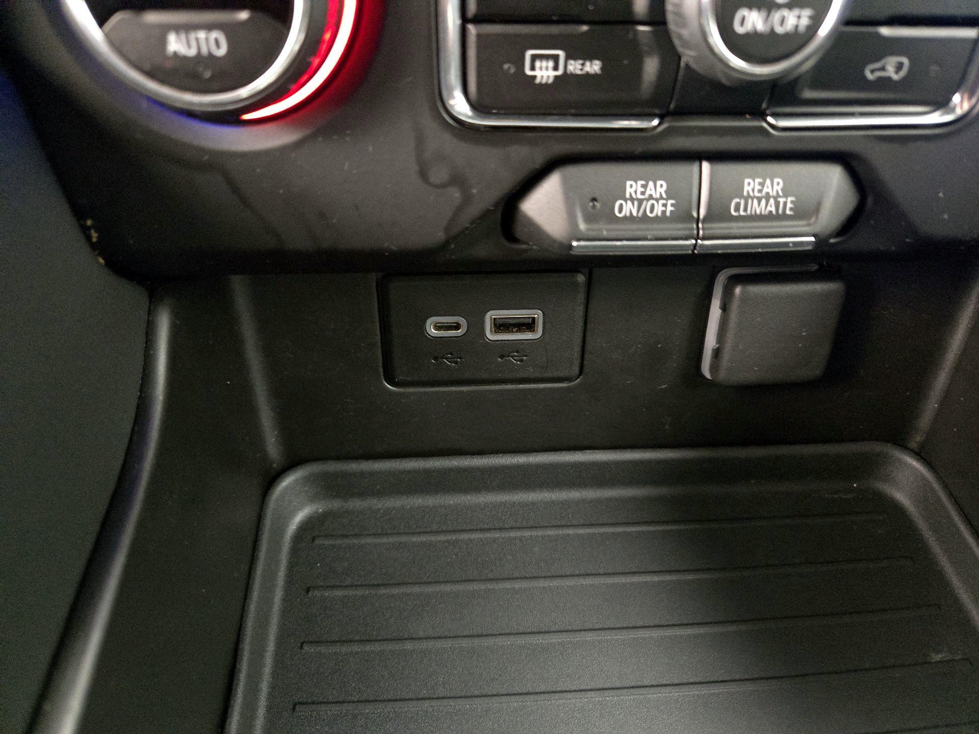 Thumbnail: 2021 Chevrolet Tahoe - 18