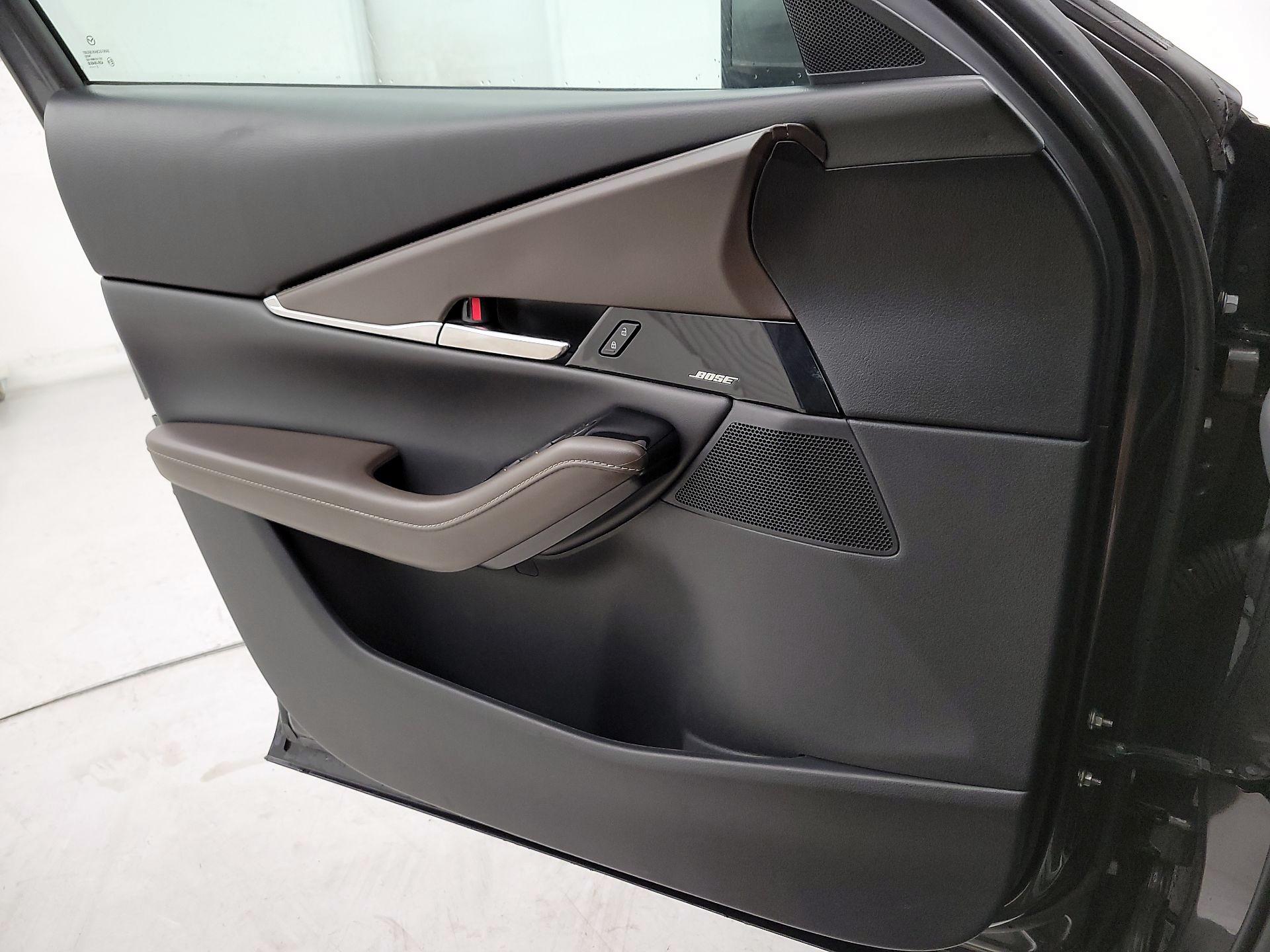 Thumbnail: 2023 Mazda CX-30 - 12